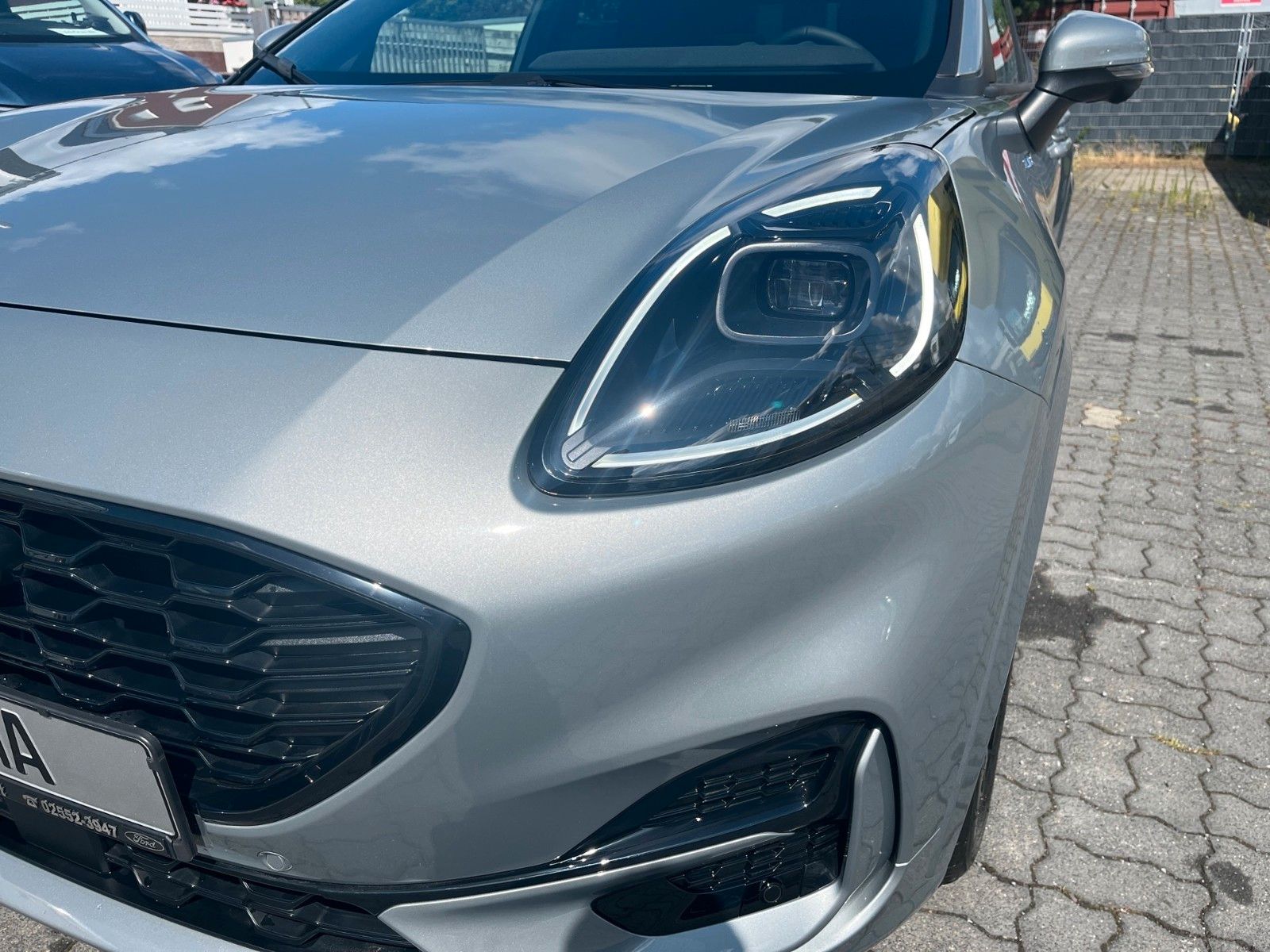 Fahrzeugabbildung Ford Puma 1.0 EcoBoost ST-Line+Panoramadach+LED+360°-