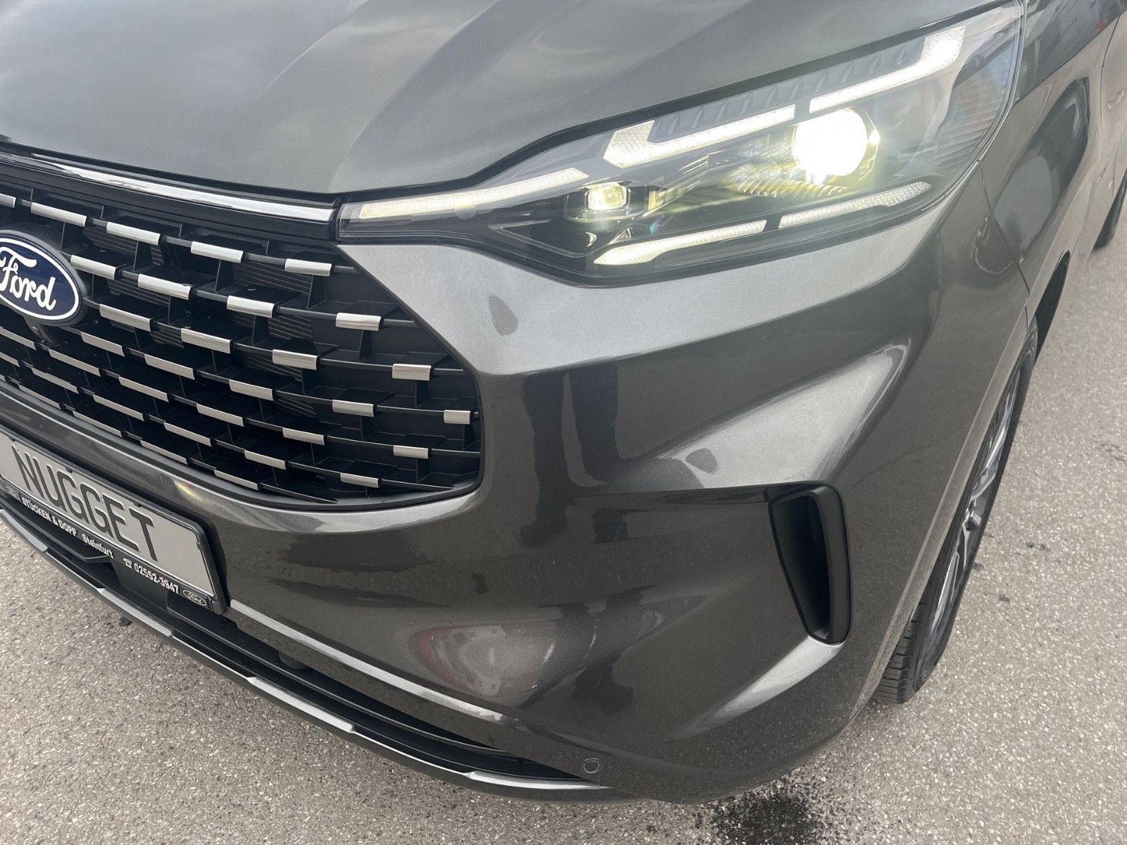 Fahrzeugabbildung Ford Nugget Titanium AD V710 0,99 % Finanzierung