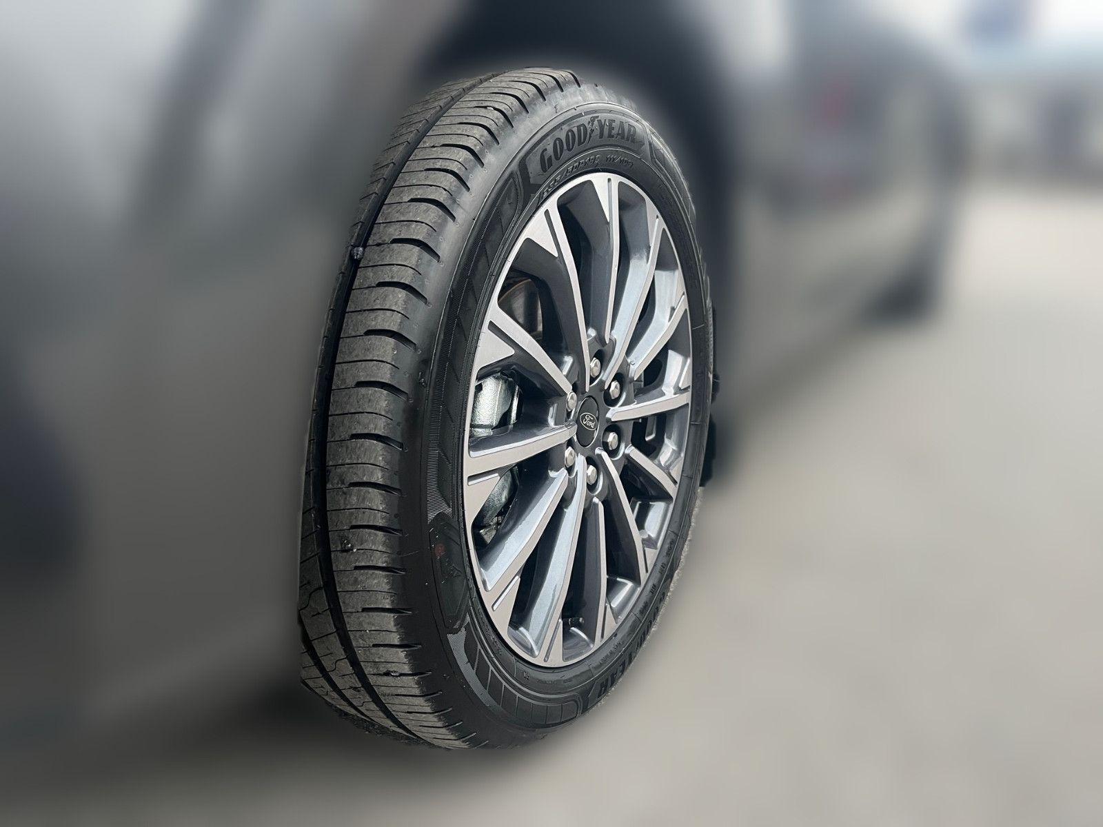 Fahrzeugabbildung Ford Nugget Titanium AD V710 0,99 % Finanzierung