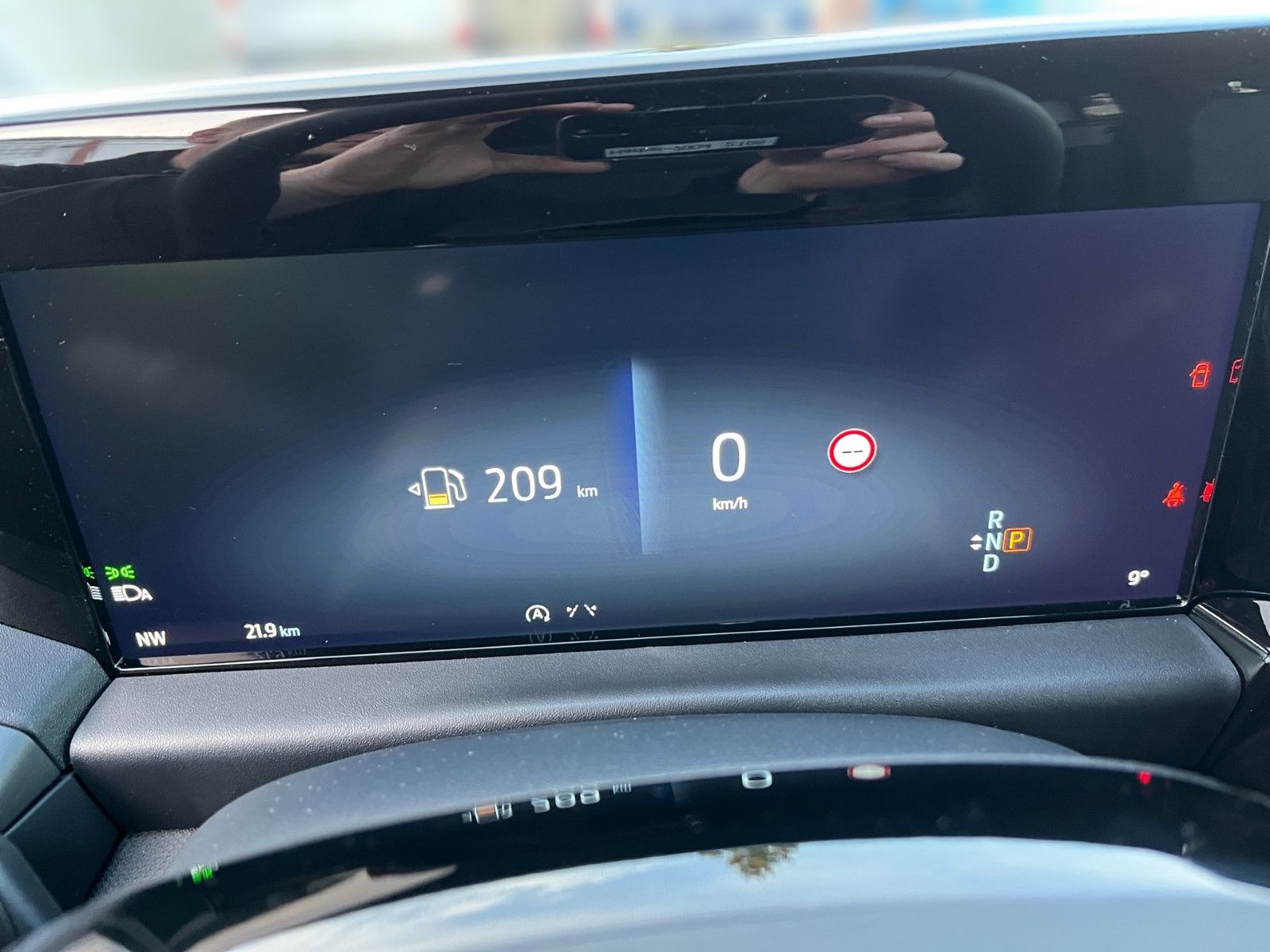 Fahrzeugabbildung Ford Nugget Titanium AD V710 0,99 % Finanzierung