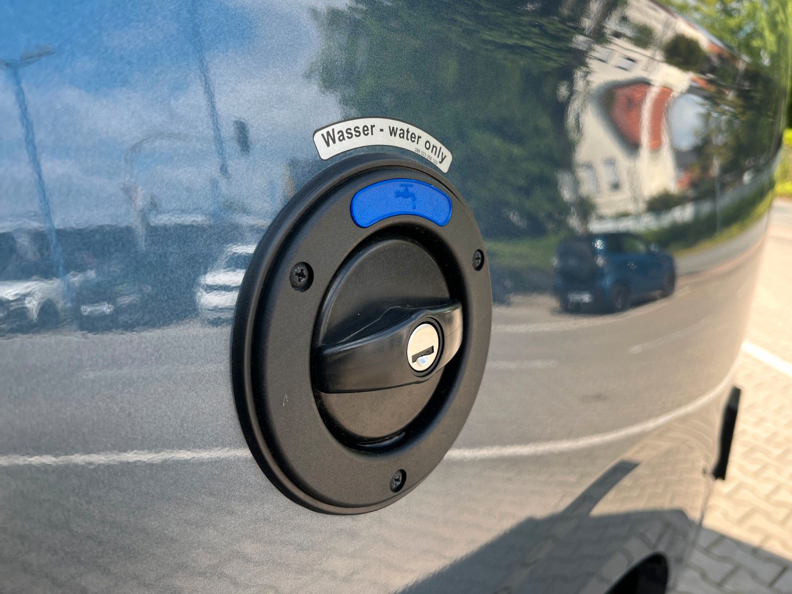 Fahrzeugabbildung Ford Nugget Titanium AD V710 0,99 % Finanzierung