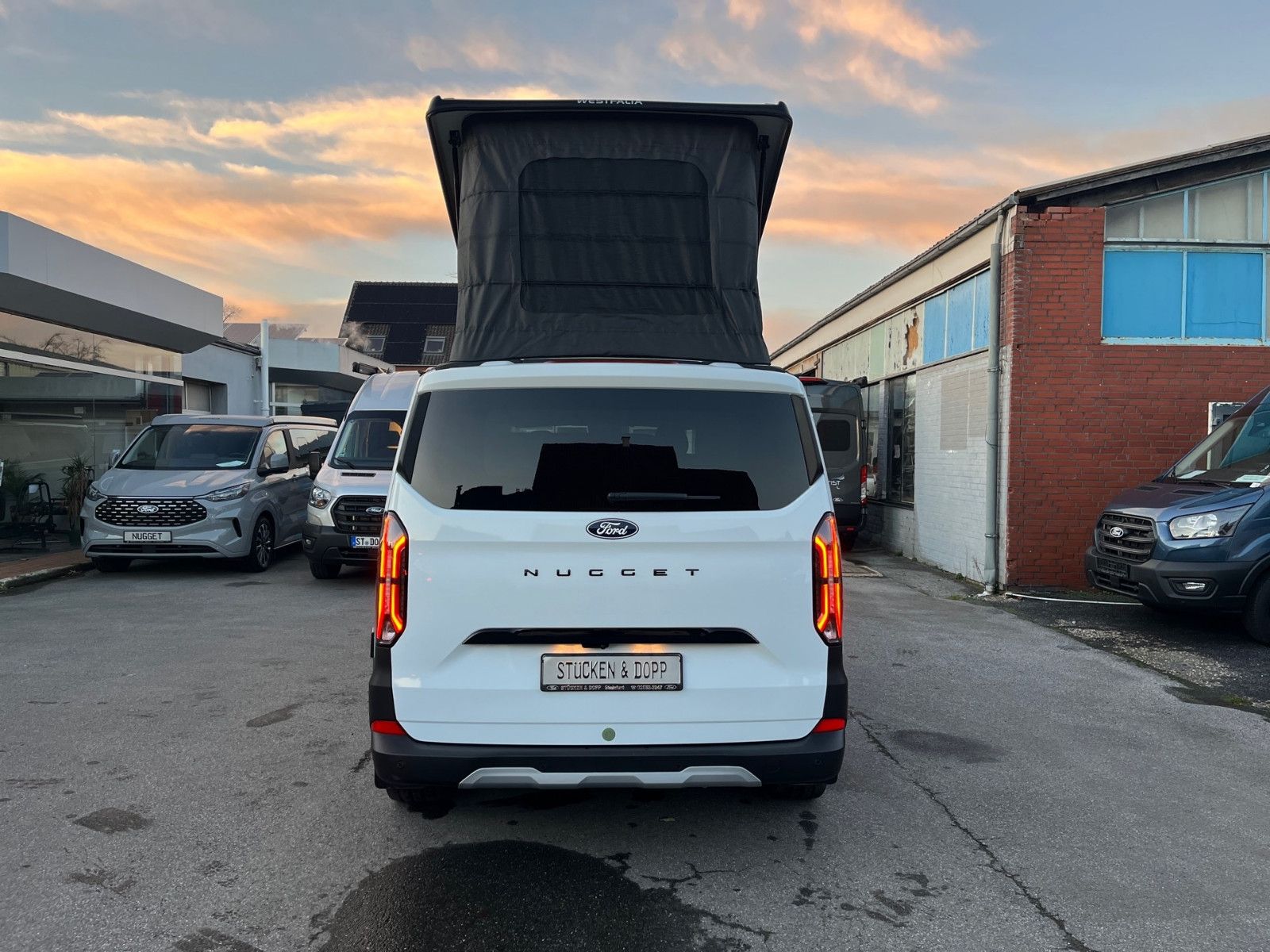 Fahrzeugabbildung Ford Nugget Active AD V710 0,99% Finanzierung!!!