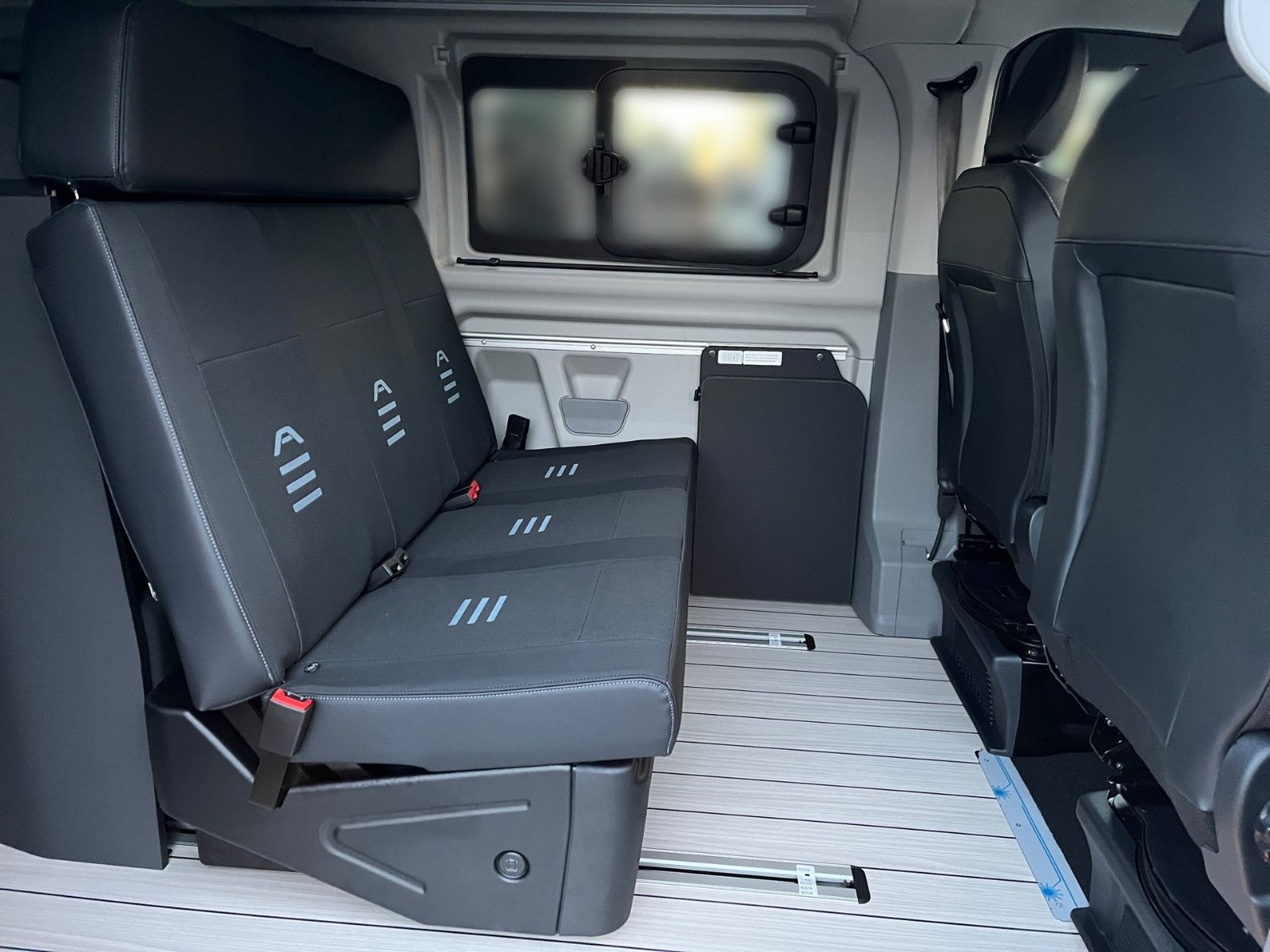 Fahrzeugabbildung Ford Nugget Active AD V710 0,99% Finanzierung!!!