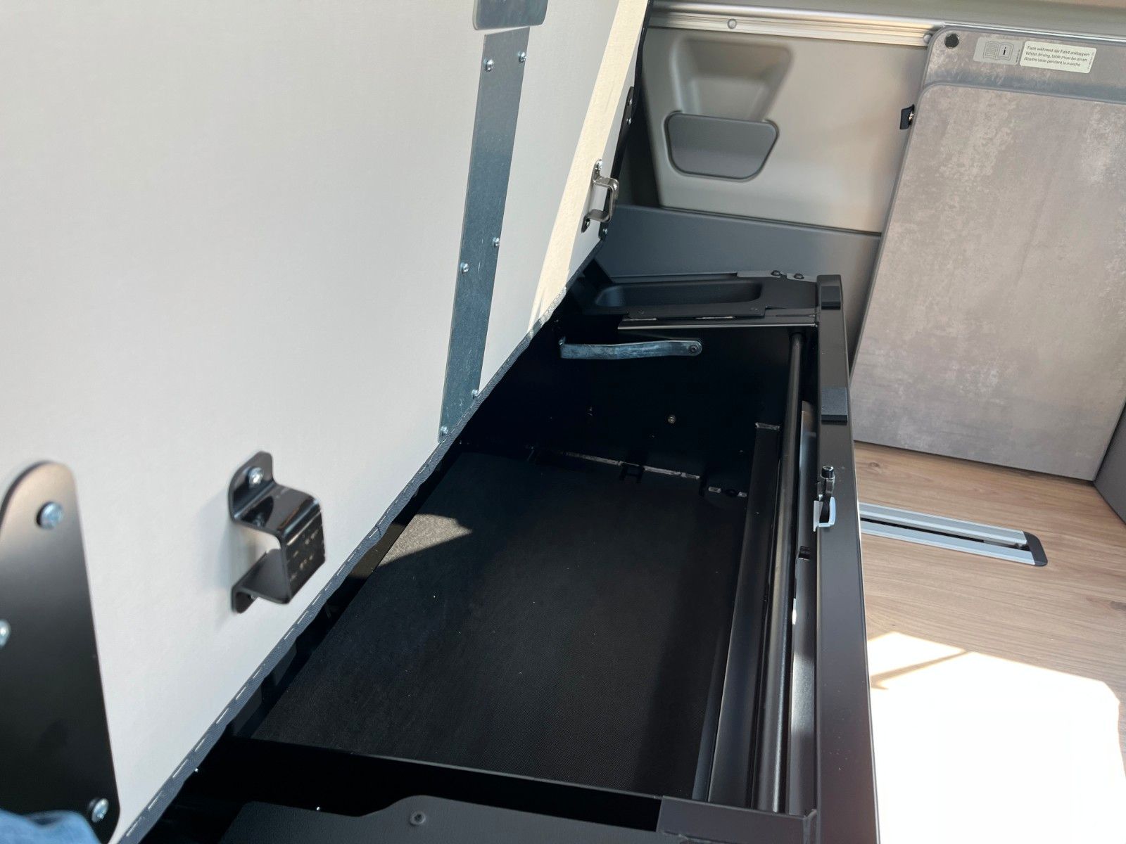 Fahrzeugabbildung Ford Nugget Titanium AD V710 0,99 % Finanzierung
