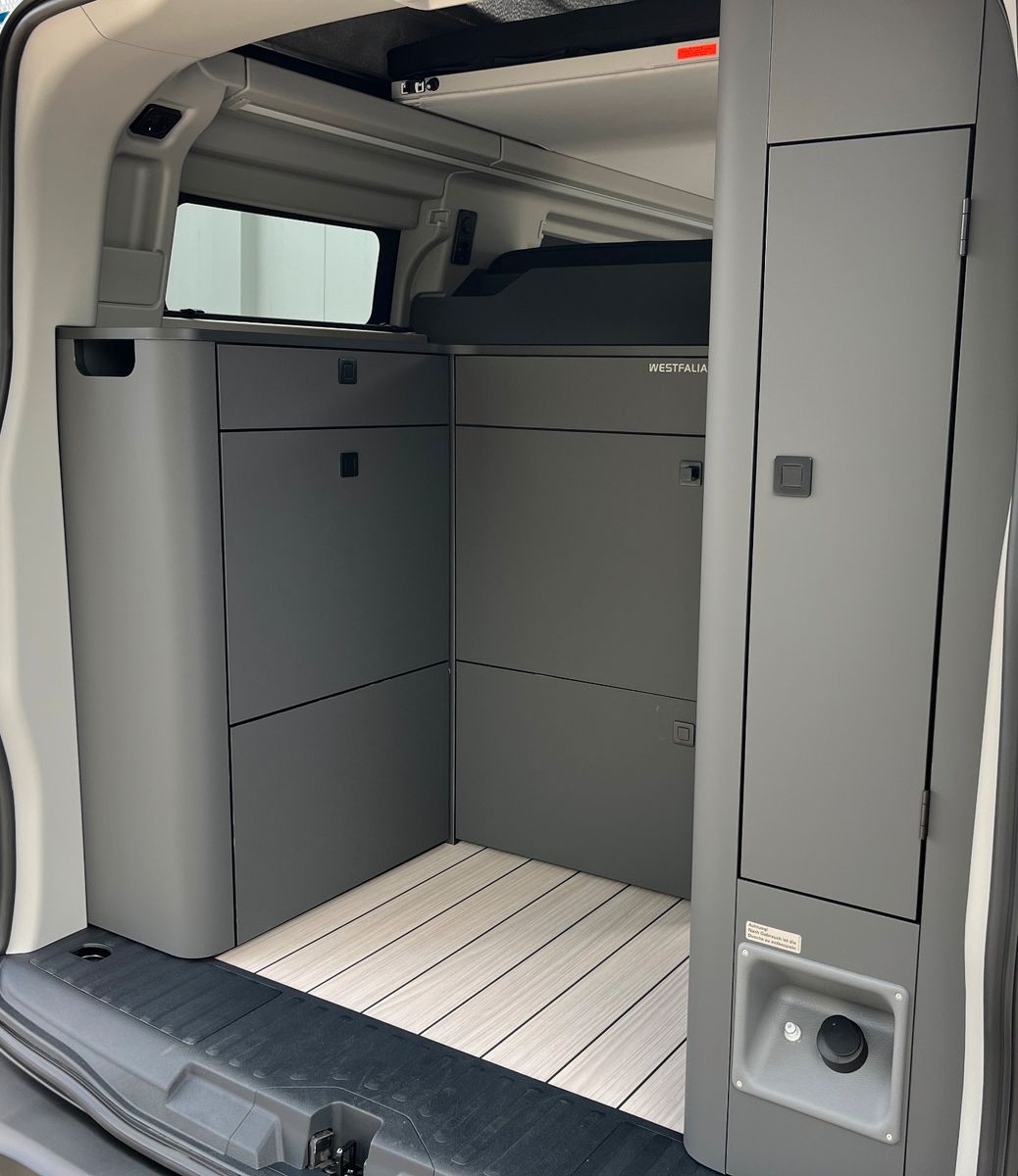 Fahrzeugabbildung Ford Nugget Active AD V710 0,99 % Finanzierung