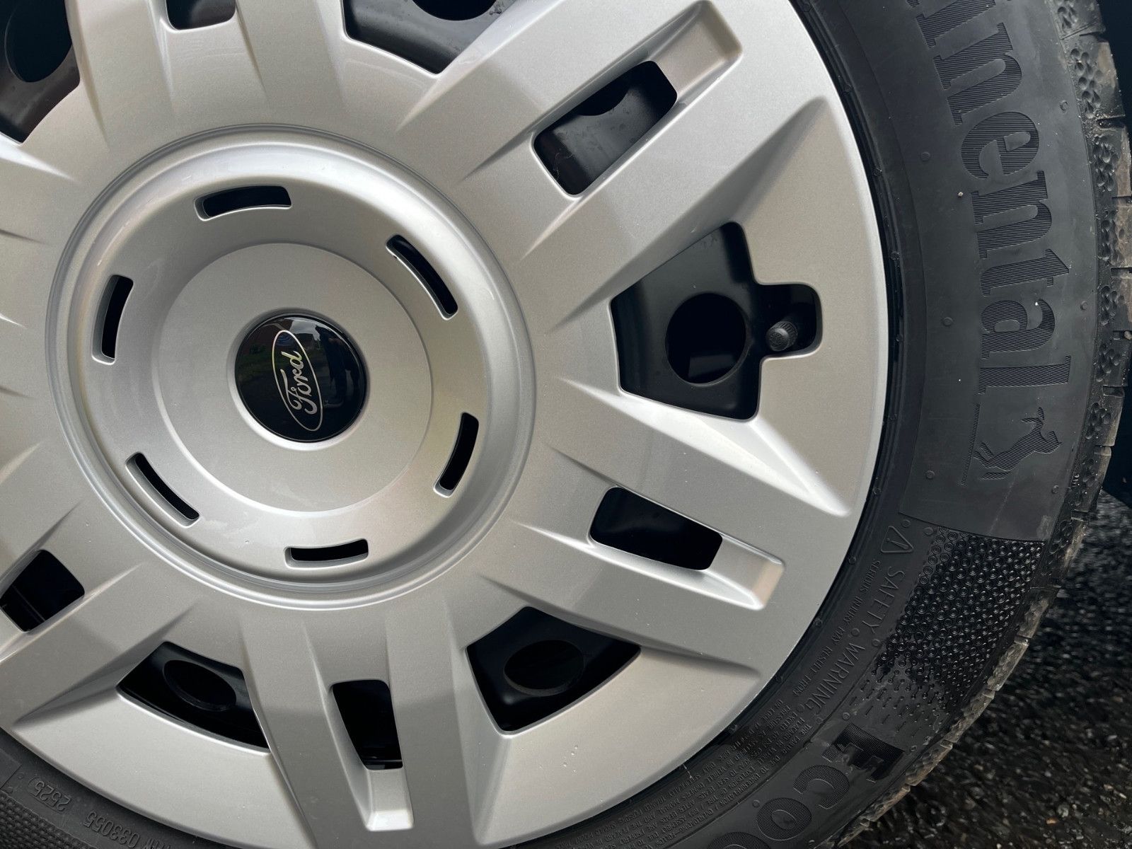 Fahrzeugabbildung Ford Grand Transit Connect