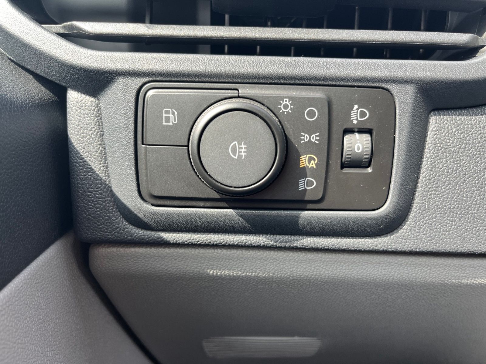 Fahrzeugabbildung Ford Transit Custom 320L1 Trend