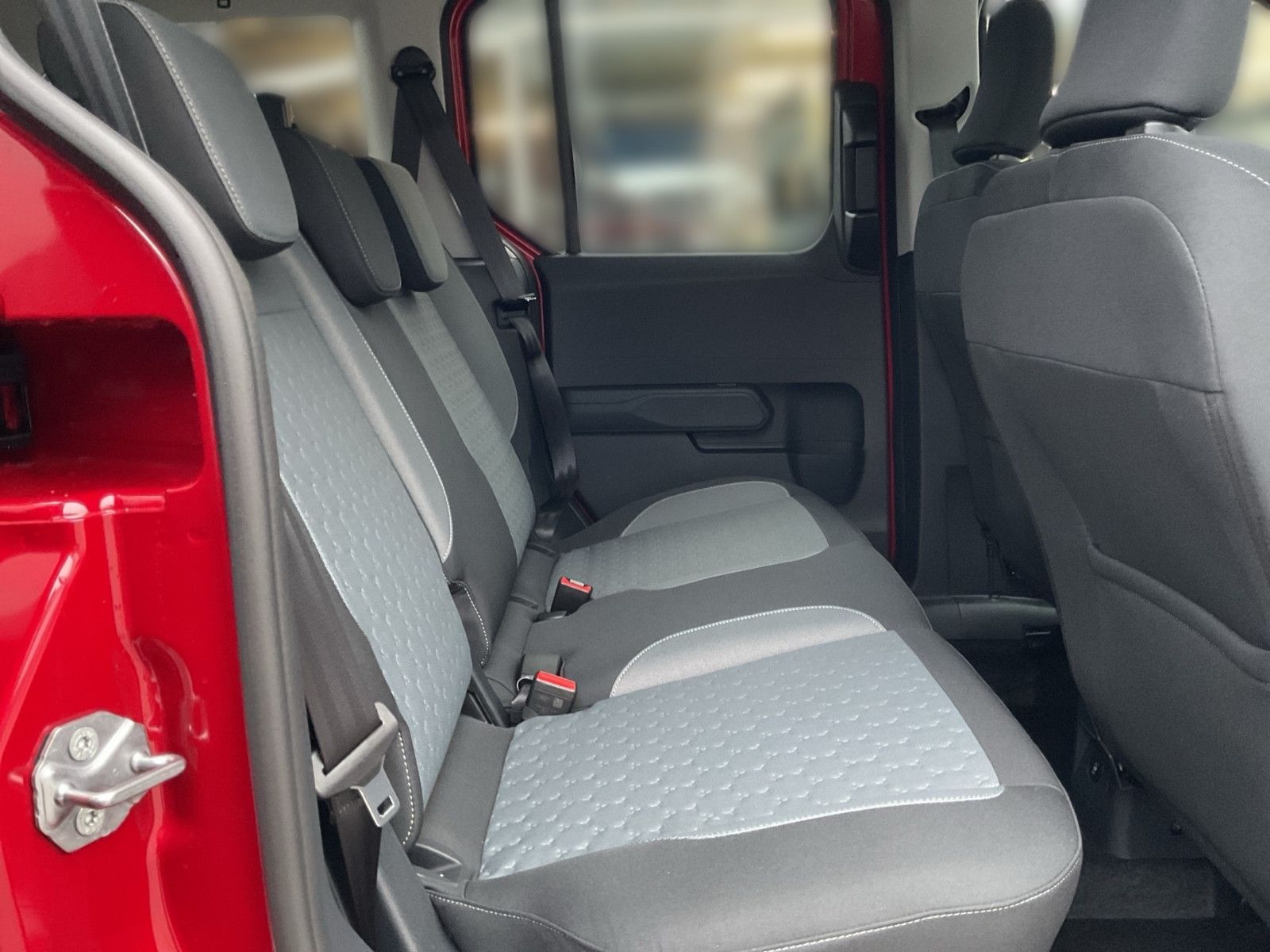 Fahrzeugabbildung Ford Torneo Courier 1.0 EcoBoost Titanium +Kamera+ACC