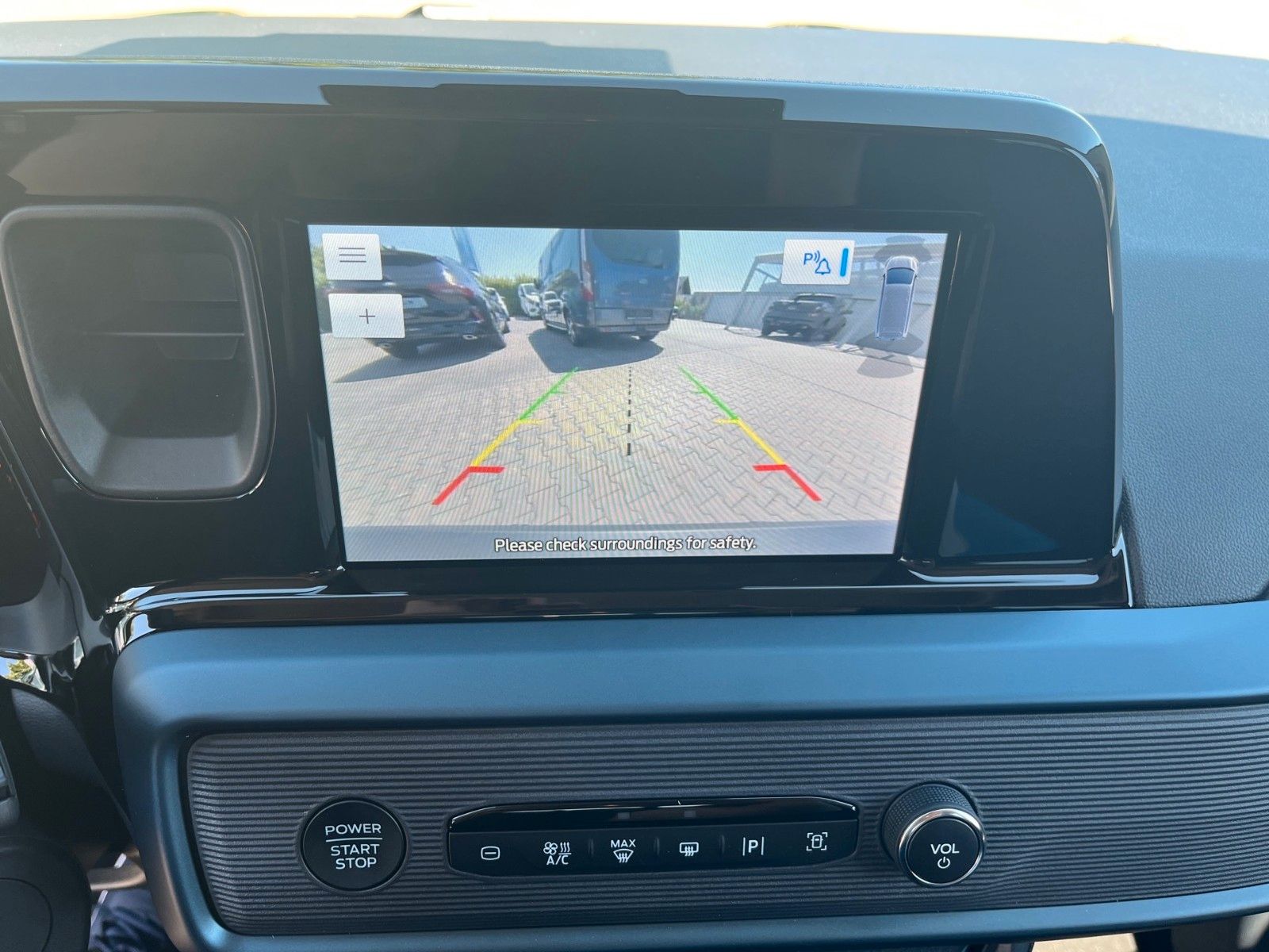 Fahrzeugabbildung Ford Tourneo Courier Active