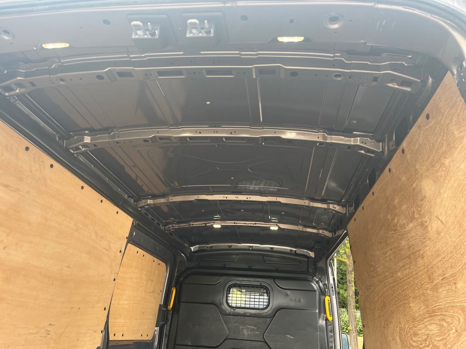 Fahrzeugabbildung Ford Transit Kasten 350 L3 Trend+AHK+Klima+...