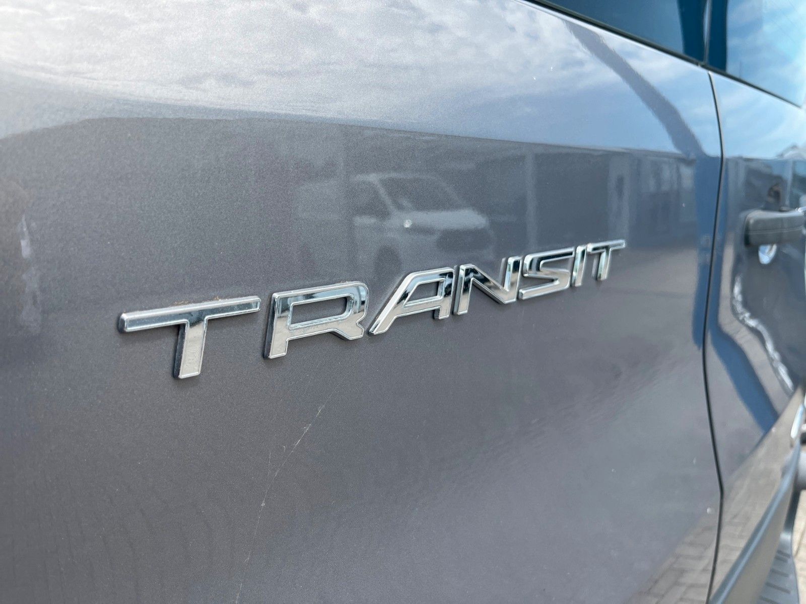 Fahrzeugabbildung Ford Transit Kasten 350 L3 Trend+AHK+Klima+...