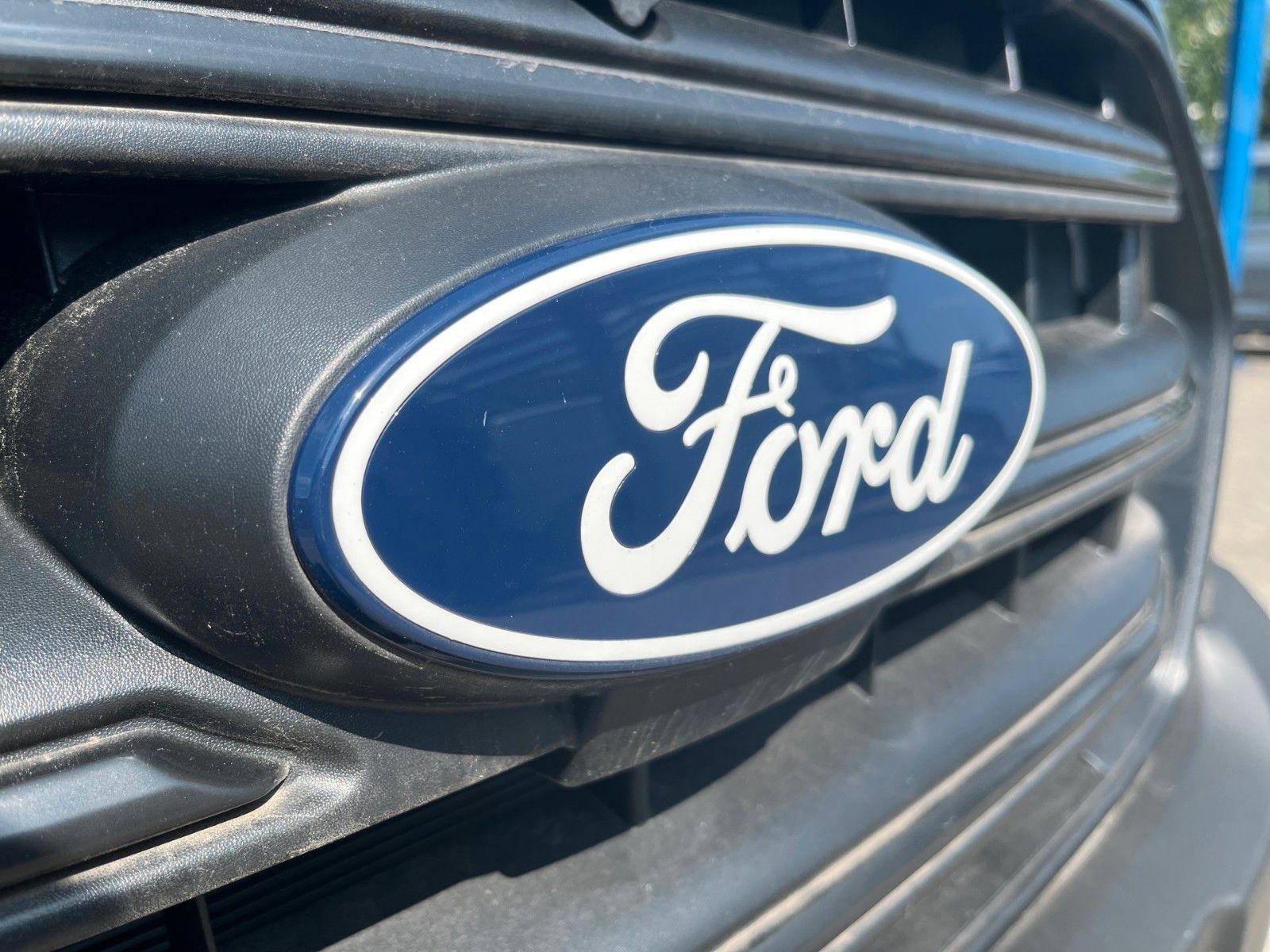 Fahrzeugabbildung Ford Transit Fahrgestell L3 Doppelkabine Trend