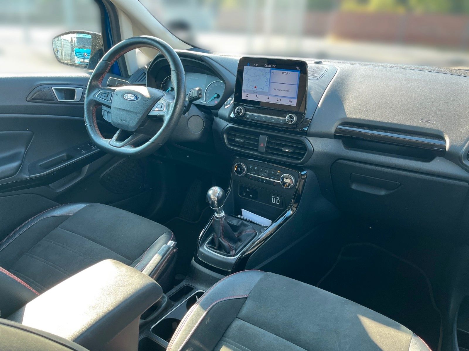 Fahrzeugabbildung Ford EcoSport ST-Line