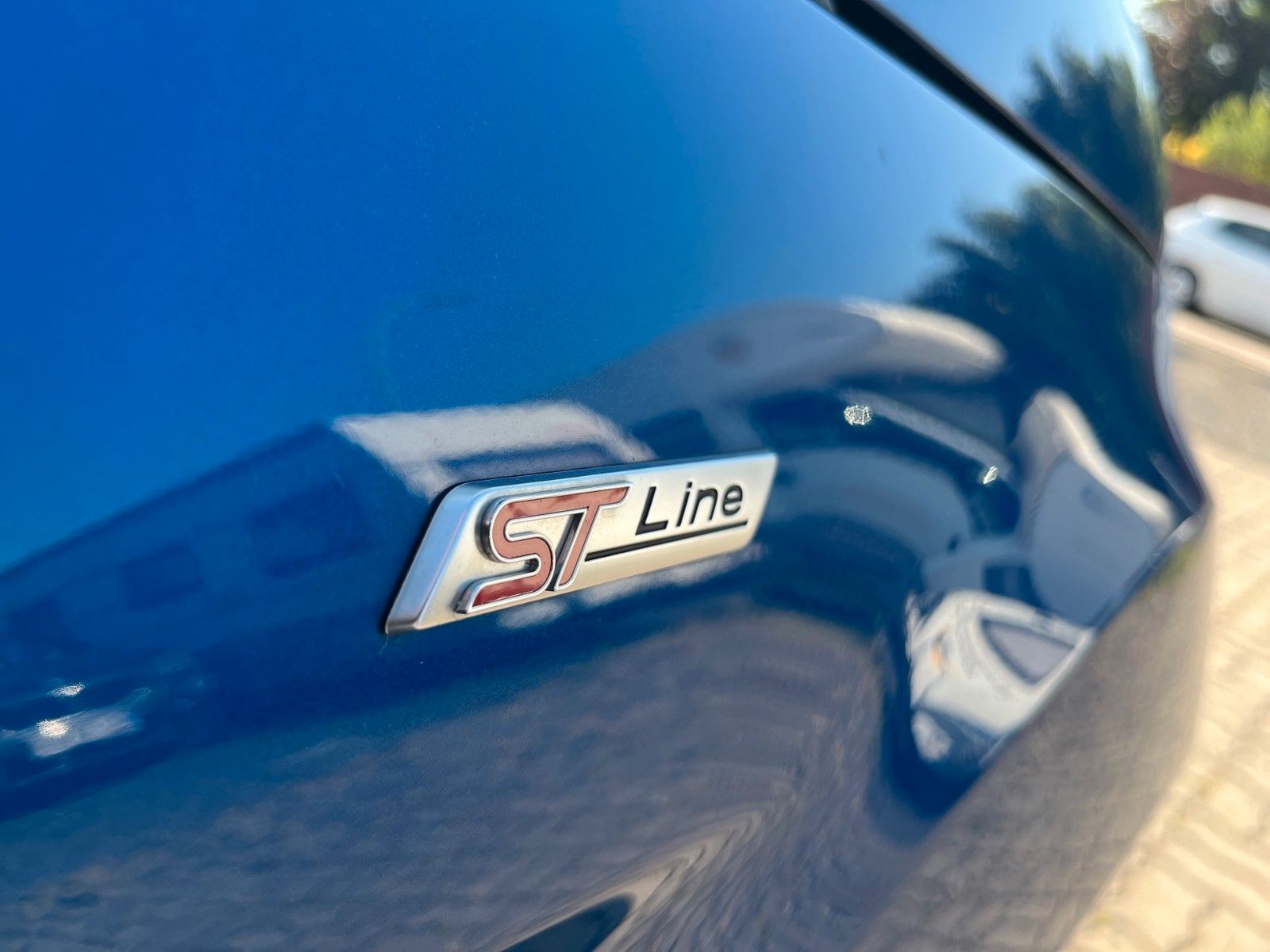Fahrzeugabbildung Ford EcoSport ST-Line