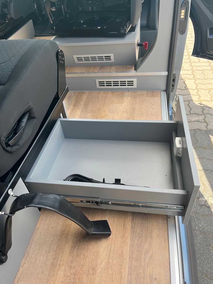 Fahrzeugabbildung Ford MATIST Family XL ähnlich Big Nugget XL