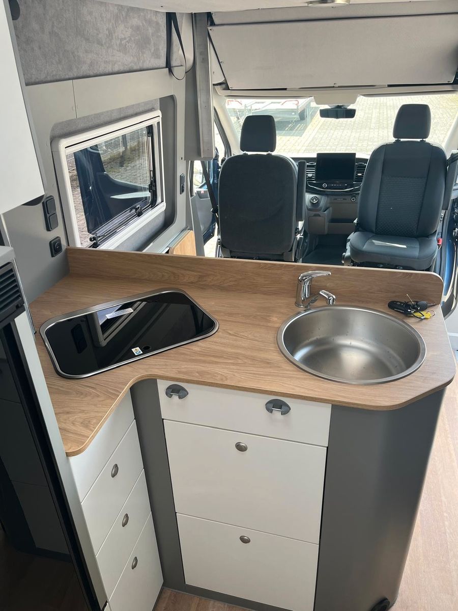 Fahrzeugabbildung Ford MATIST Family XL ähnlich Big Nugget XL