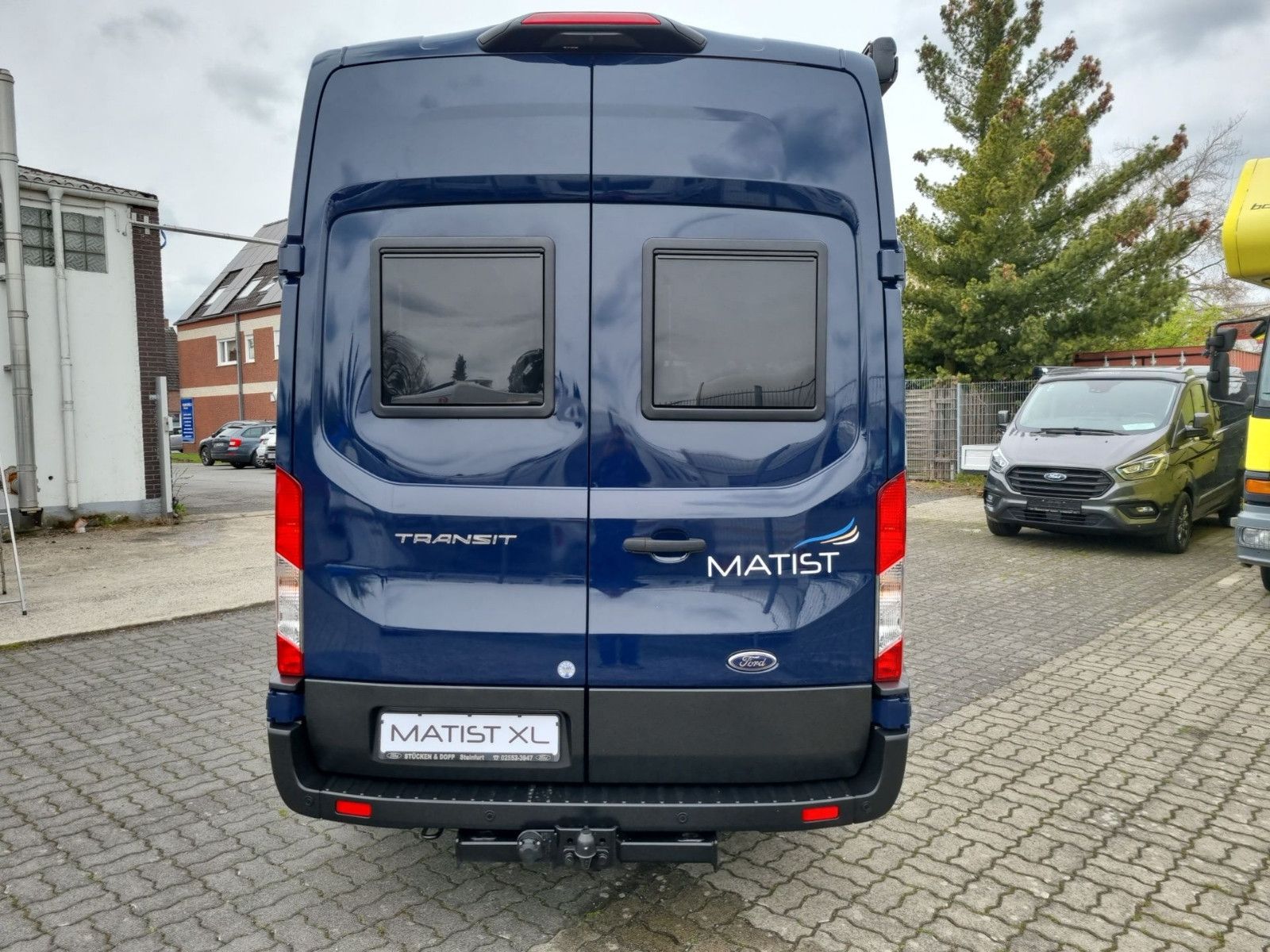 Fahrzeugabbildung Ford MATIST XL 2 m Längsbetten