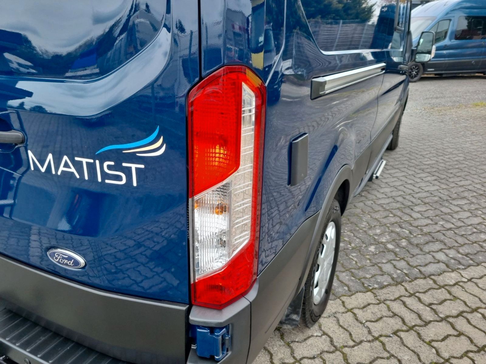 Fahrzeugabbildung Pössl MATIST XL mit 2 m Längsbetten! Toller Grundriss!