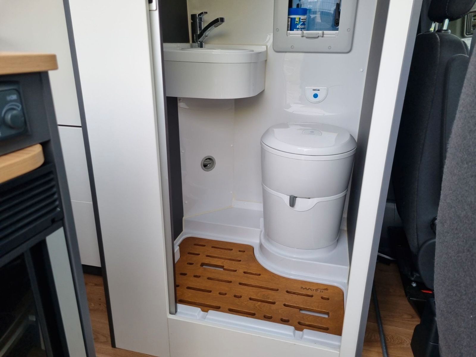 Fahrzeugabbildung Pössl MATIST XL mit 2 m Längsbetten! Toller Grundriss!