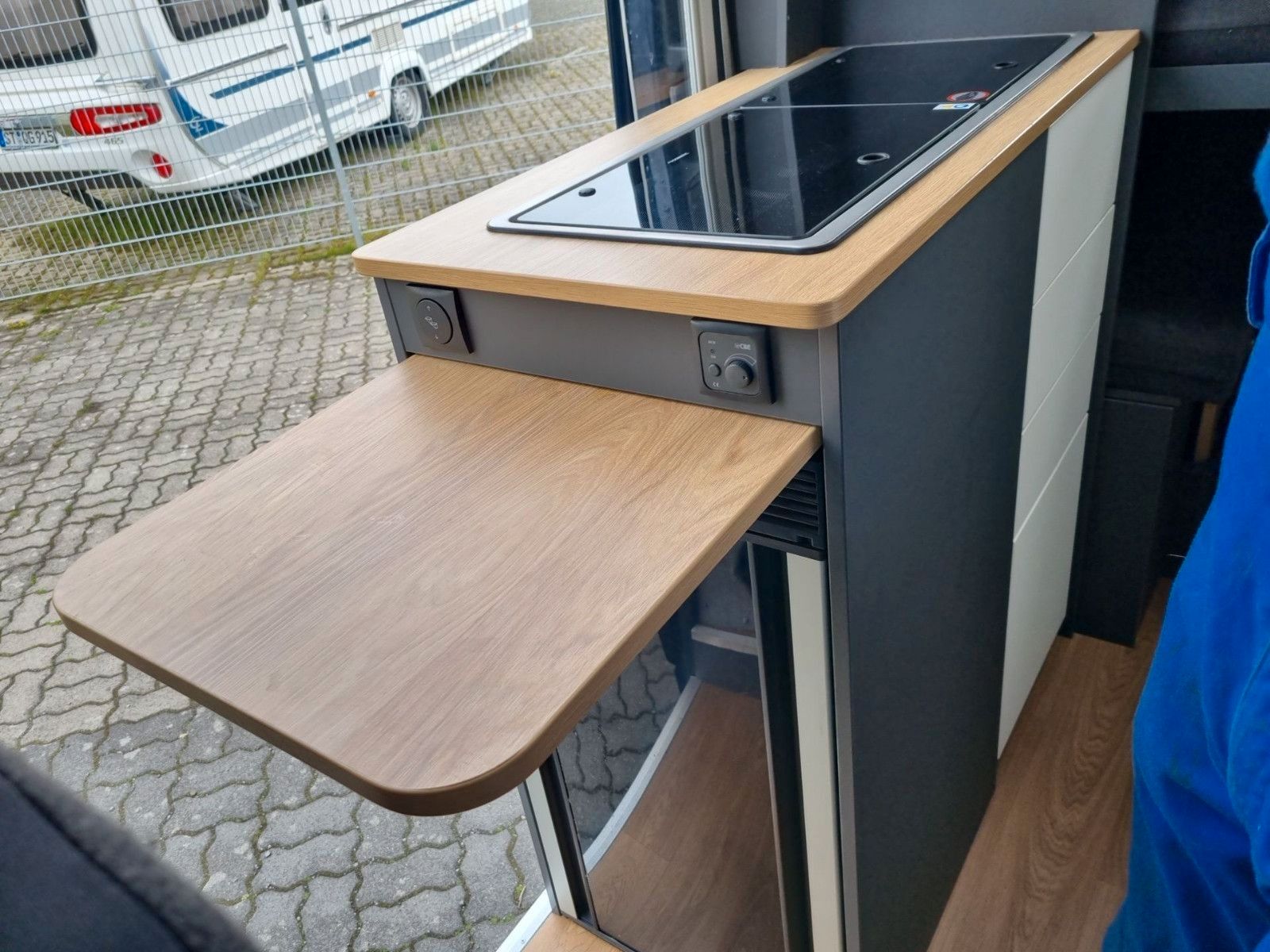 Fahrzeugabbildung Pössl MATIST XL mit 2 m Längsbetten! Toller Grundriss!