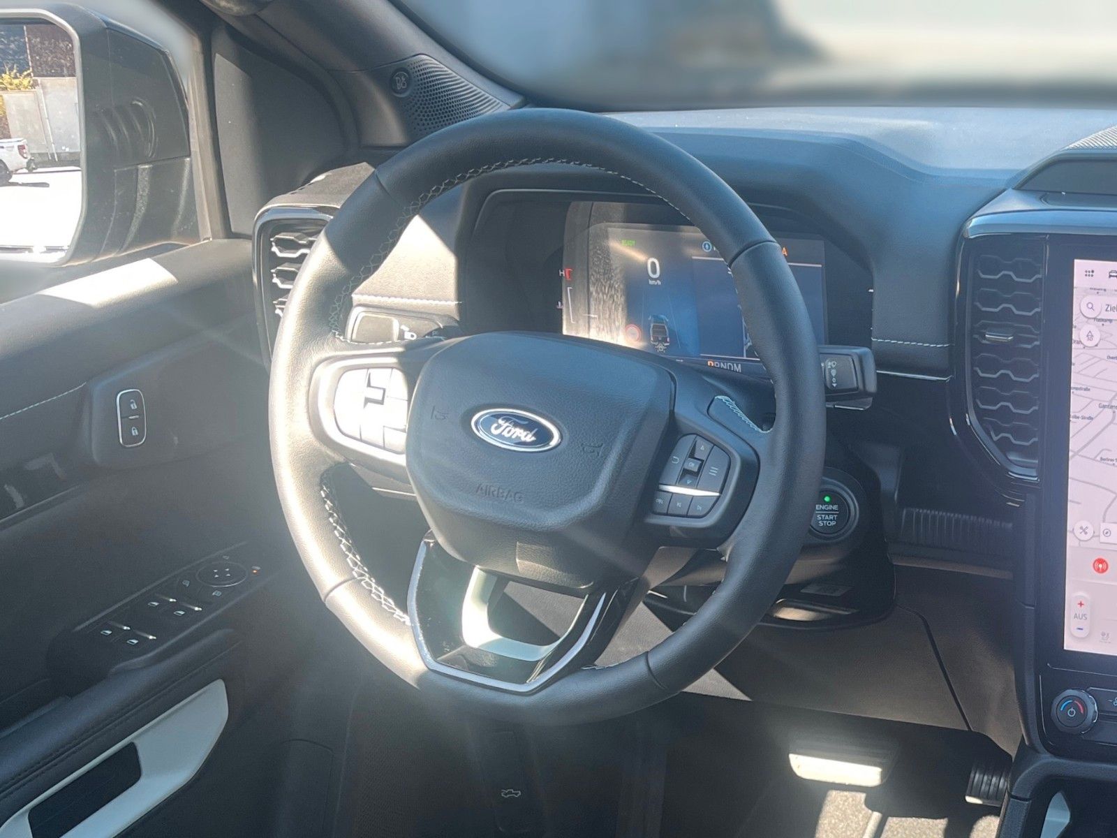 Fahrzeugabbildung Ford Ford Ranger 2.3 PHEV Stormtrak +ACC