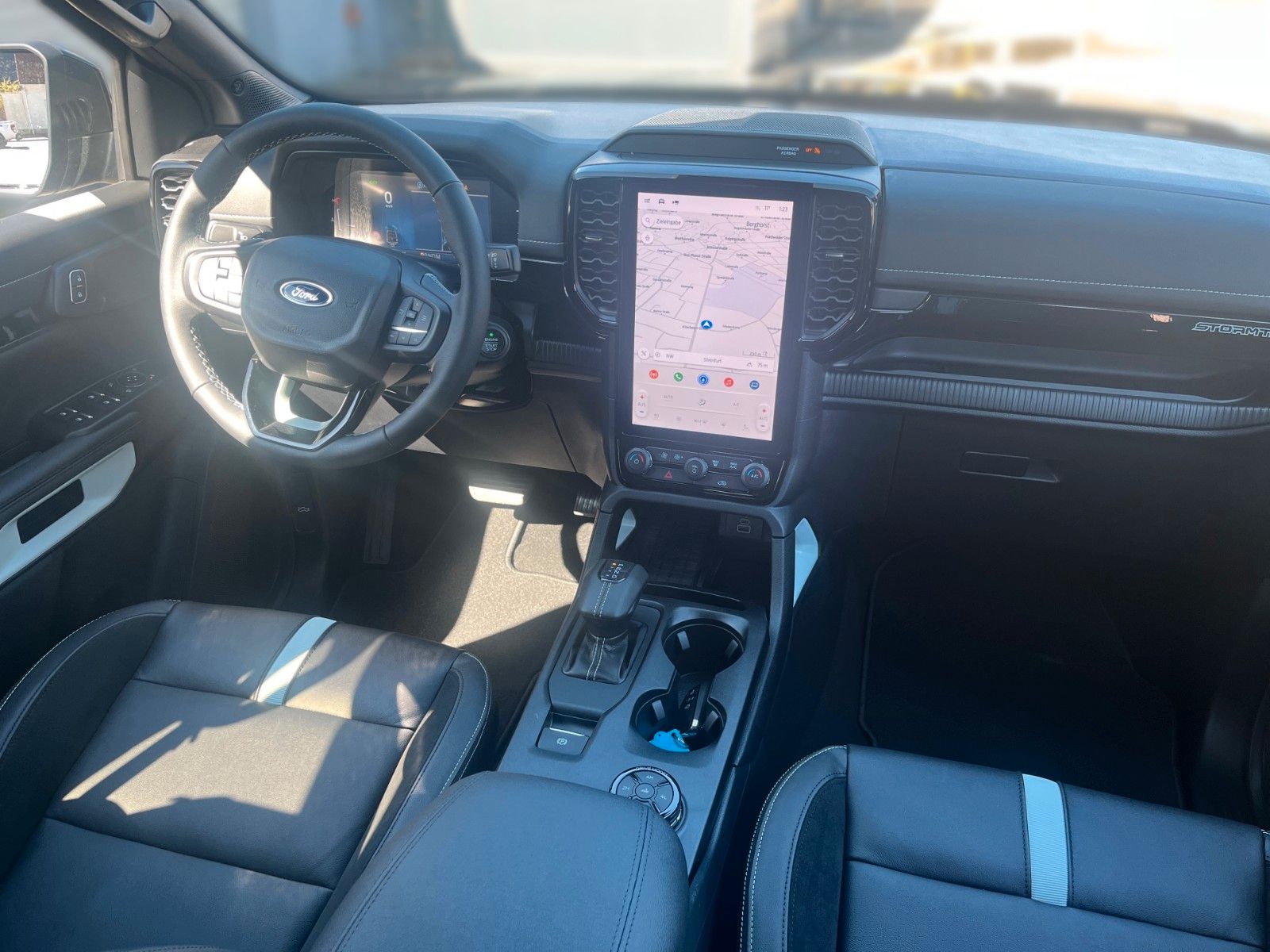 Fahrzeugabbildung Ford Ford Ranger 2.3 PHEV Stormtrak +ACC