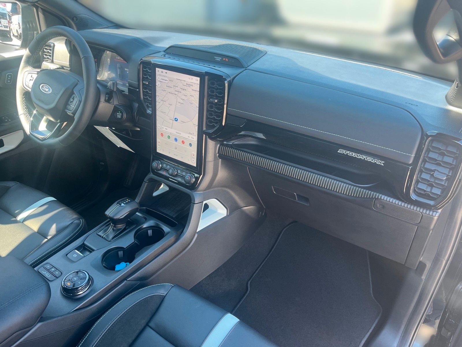 Fahrzeugabbildung Ford Ford Ranger 2.3 PHEV Stormtrak +ACC