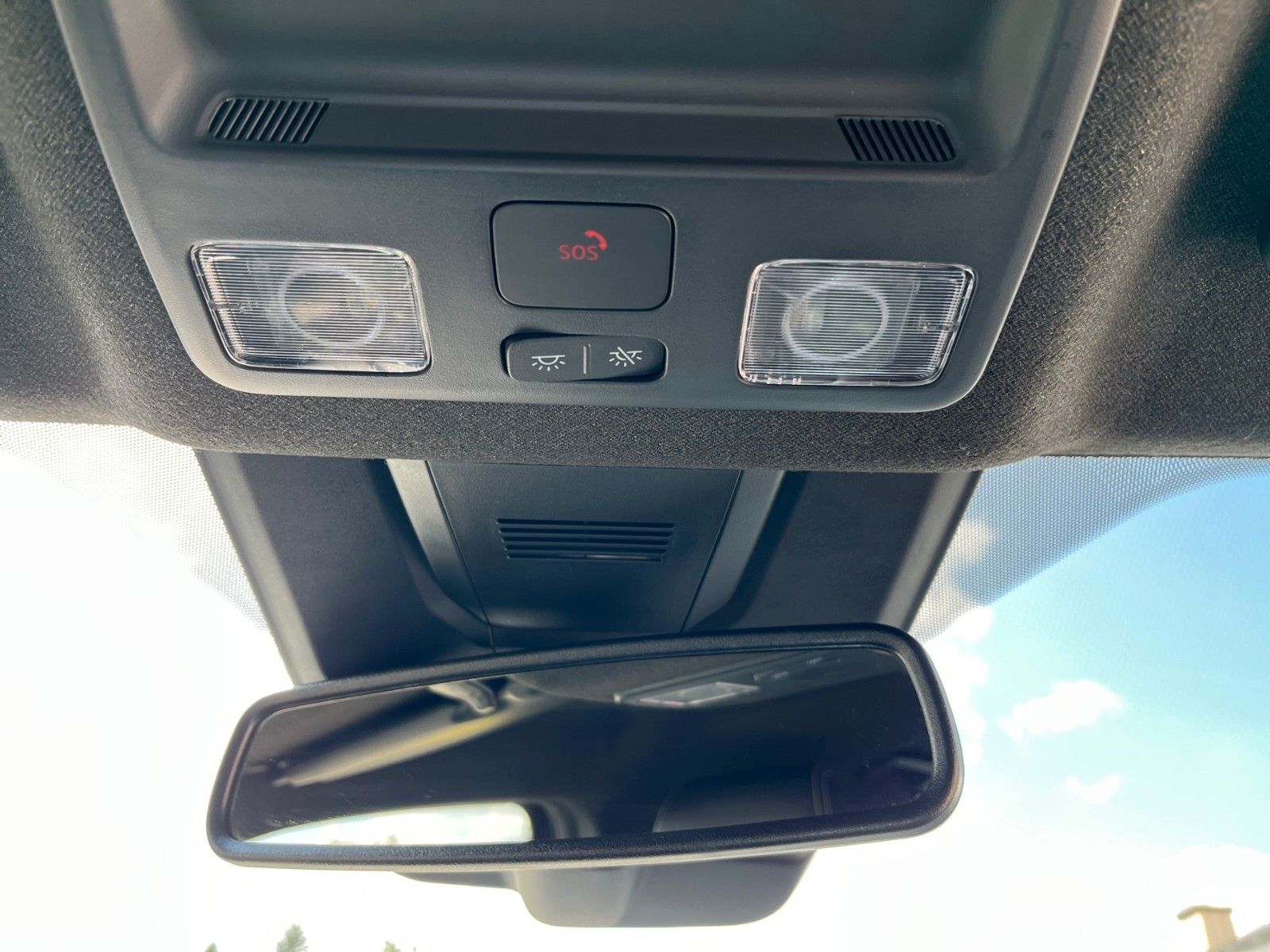 Fahrzeugabbildung Ford Ranger Platinum e-4WD Doppelkabine