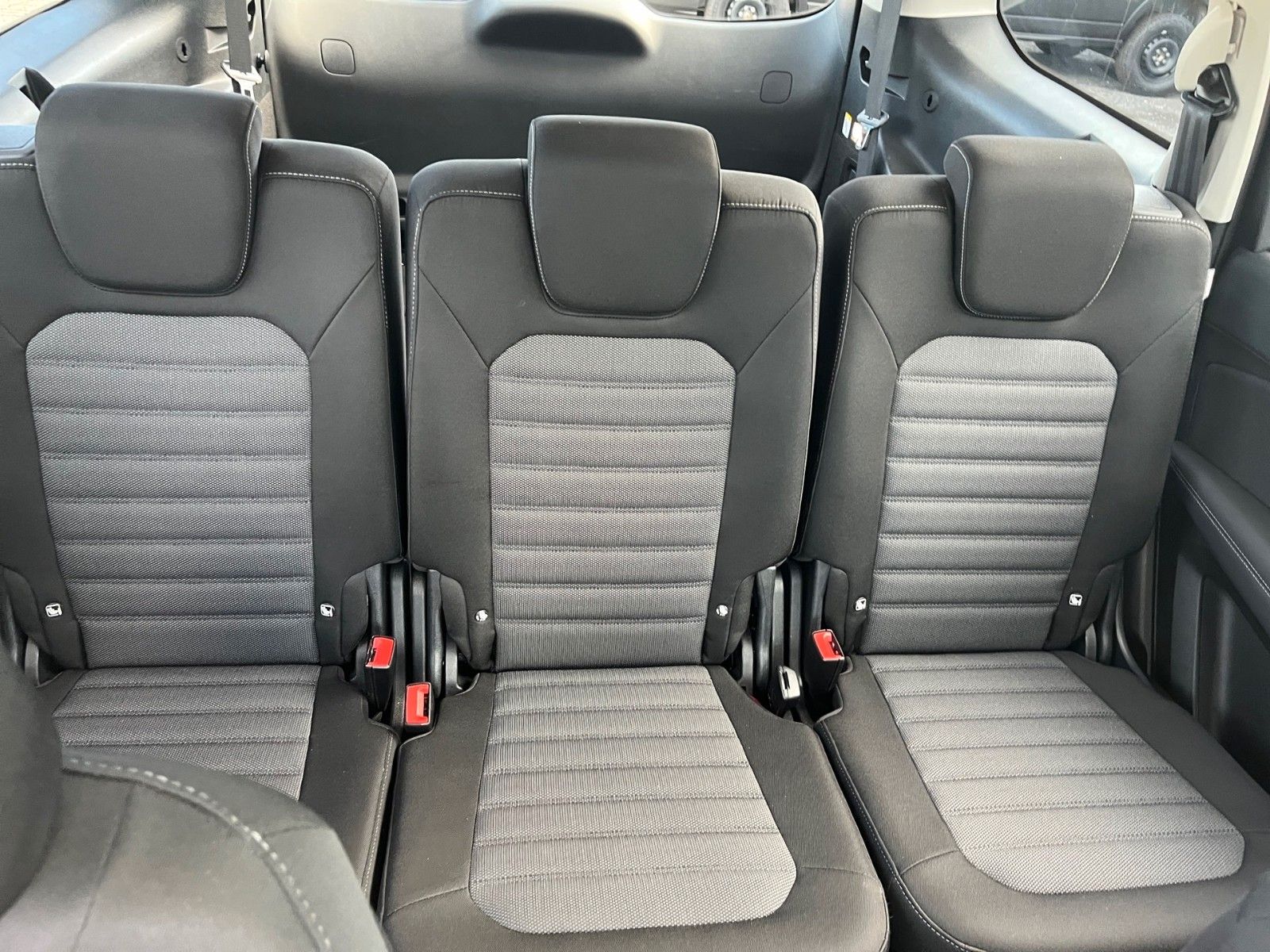 Fahrzeugabbildung Ford Galaxy Titanium