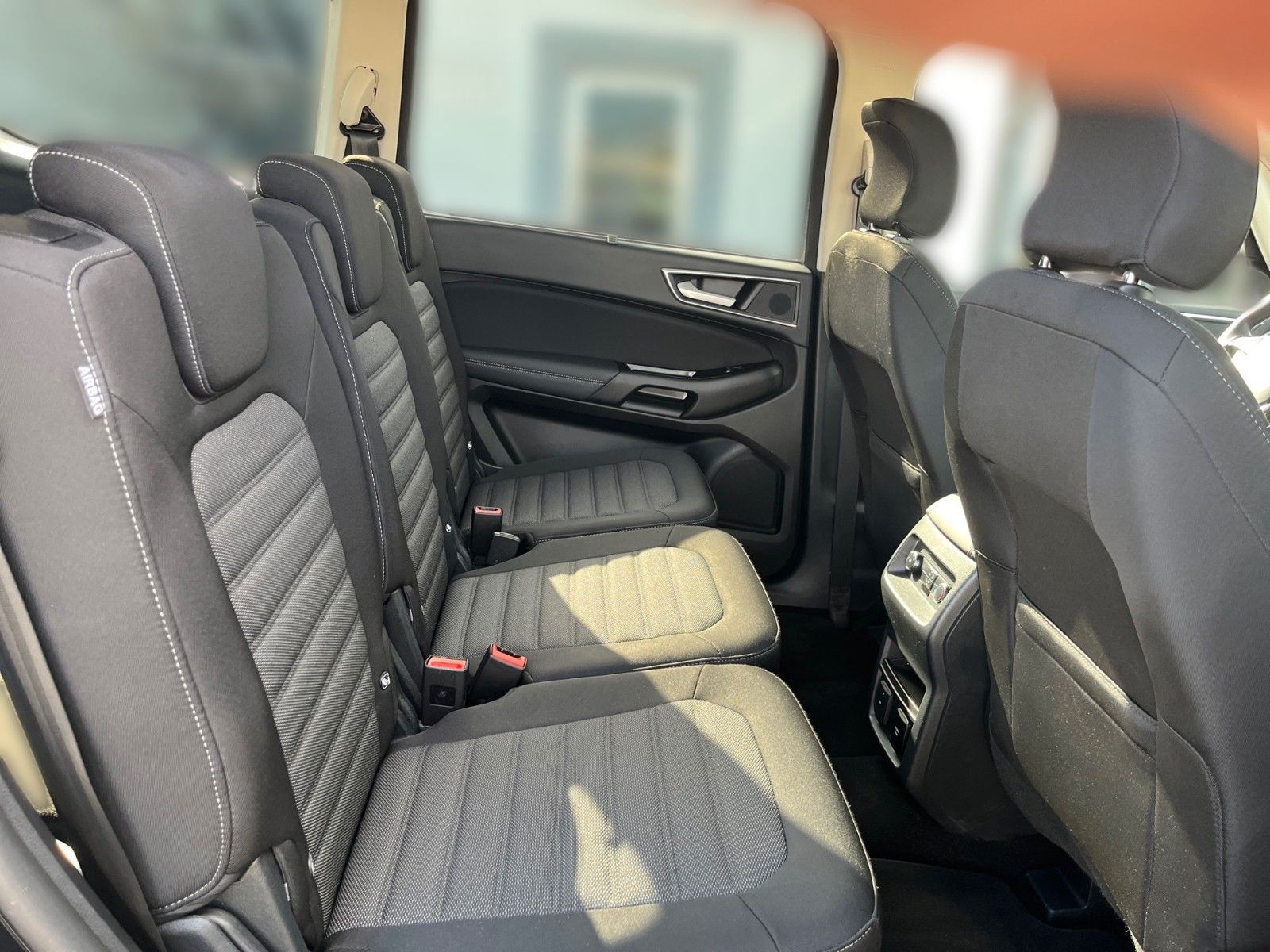 Fahrzeugabbildung Ford Galaxy Titanium