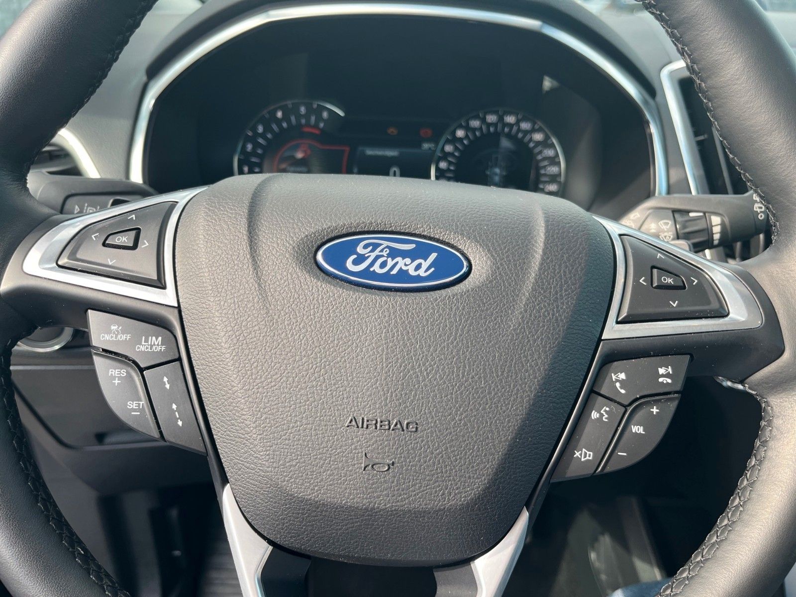 Fahrzeugabbildung Ford Galaxy Titanium