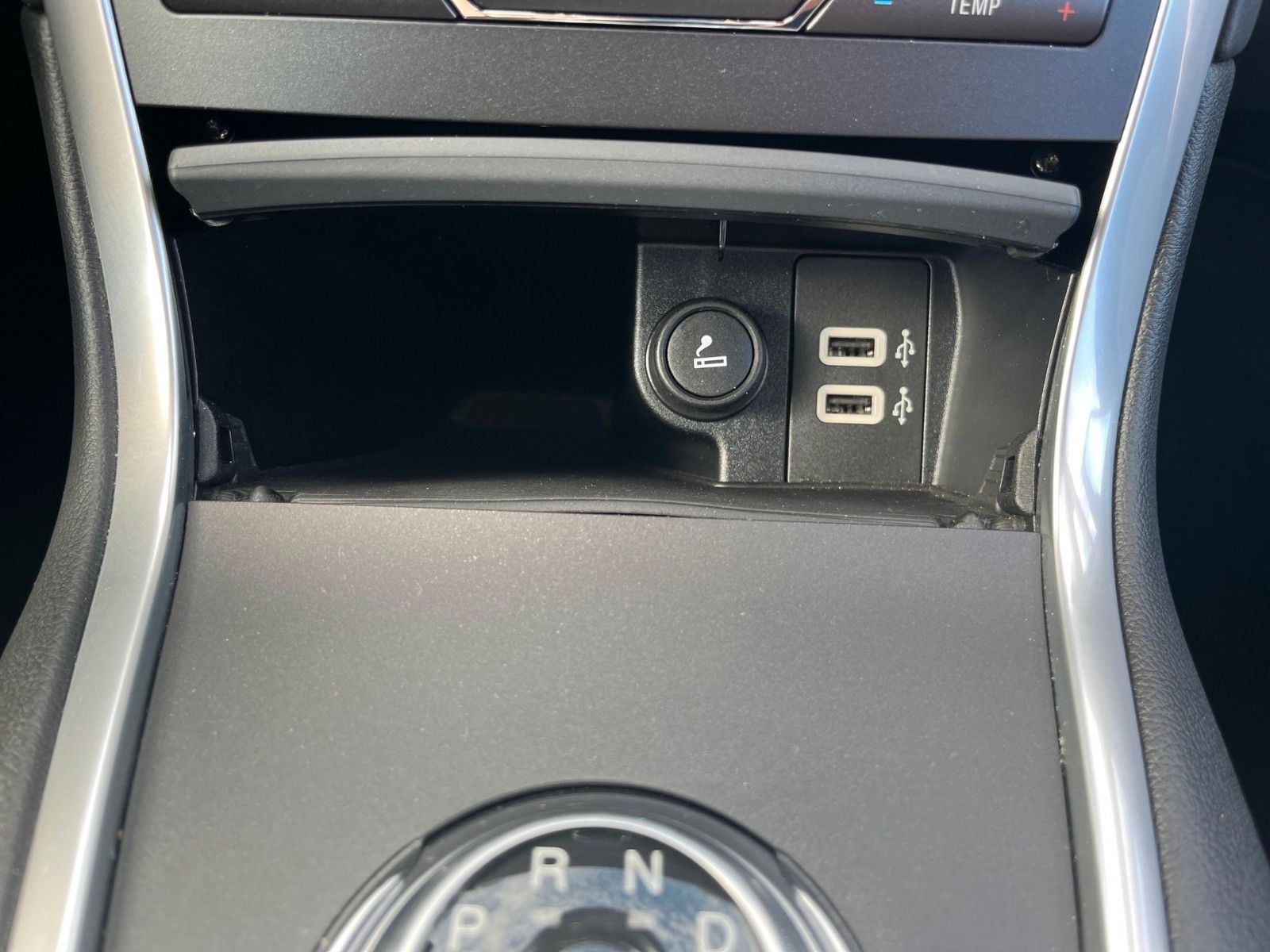 Fahrzeugabbildung Ford Galaxy Titanium