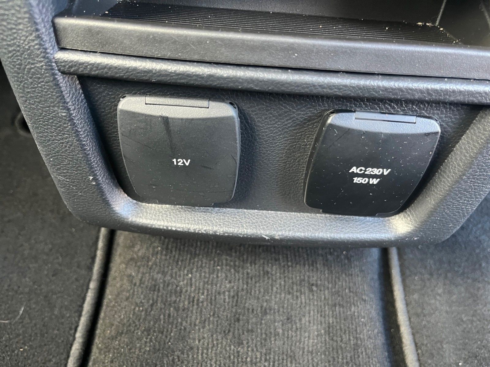 Fahrzeugabbildung Ford Galaxy Titanium