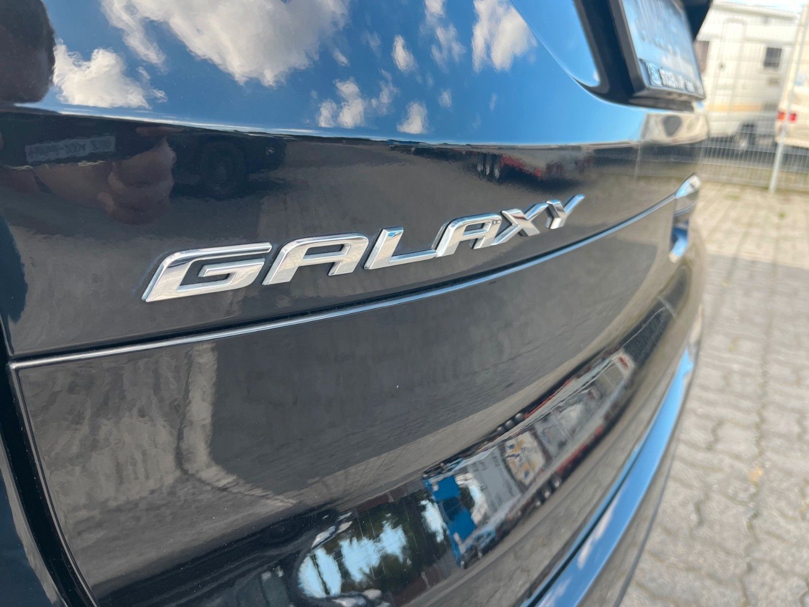 Fahrzeugabbildung Ford Galaxy Titanium