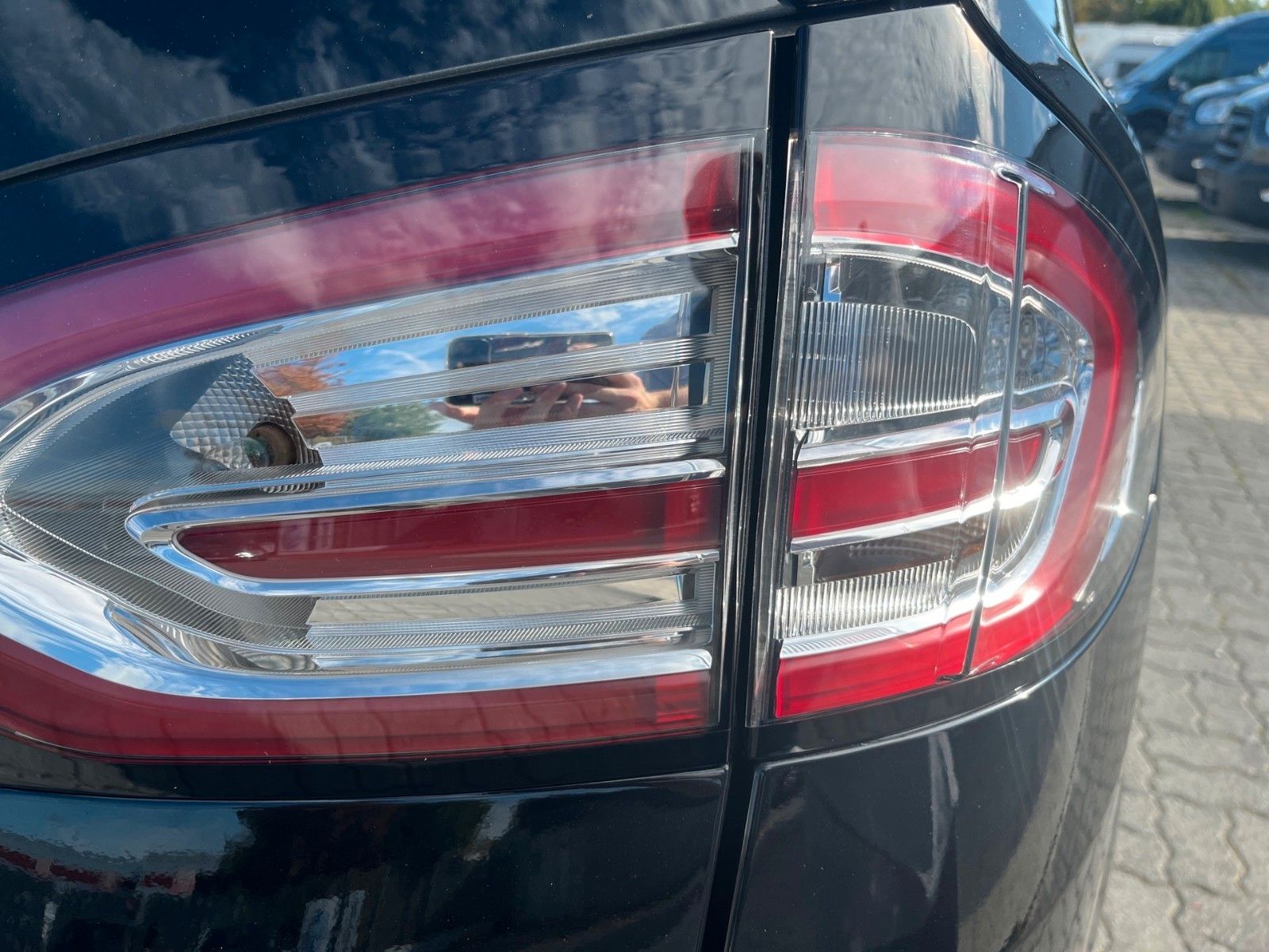 Fahrzeugabbildung Ford Galaxy Titanium
