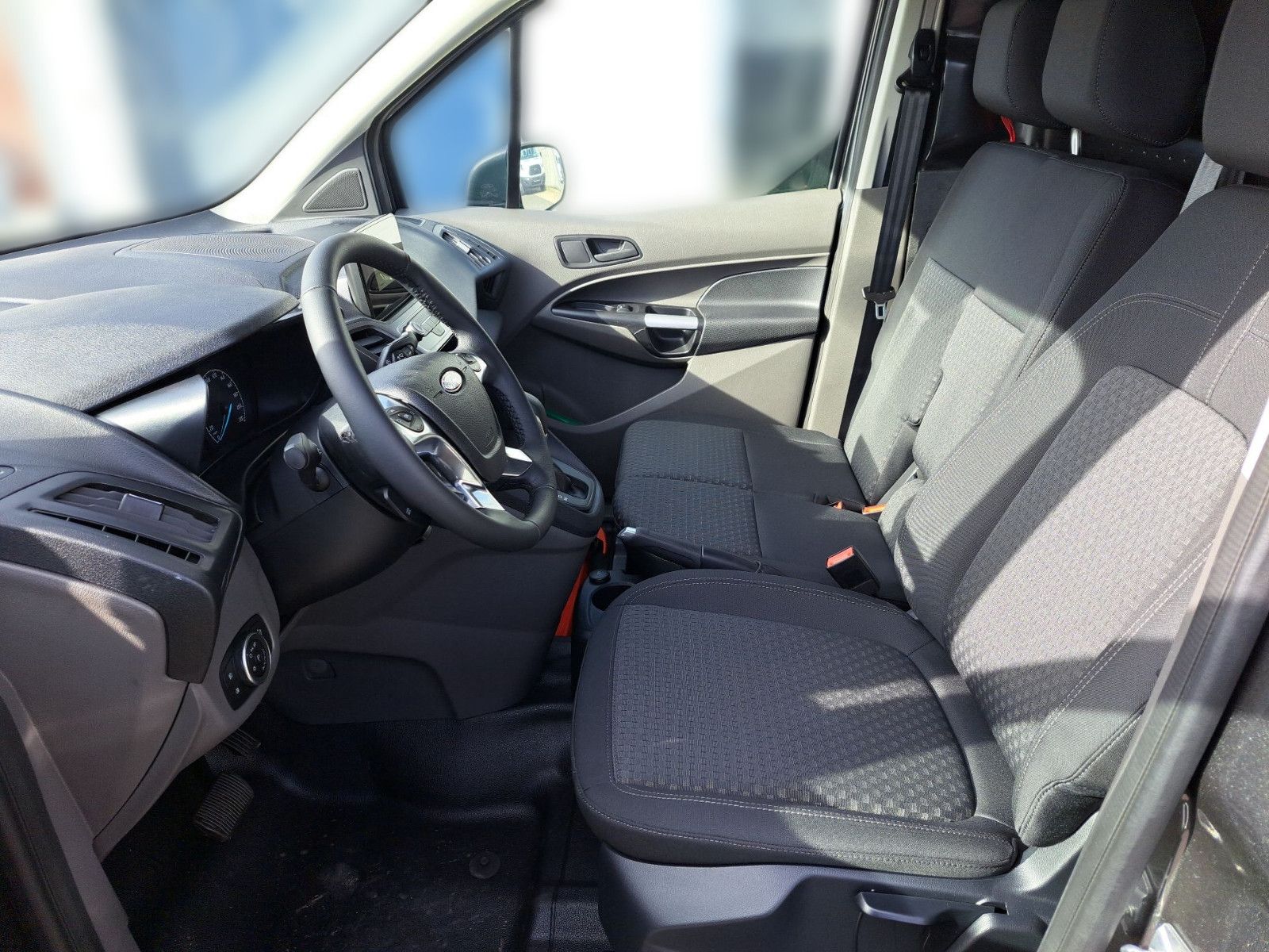 Fahrzeugabbildung Ford Transit Connect L2 Trend Autom.+Navi+Xenon+.