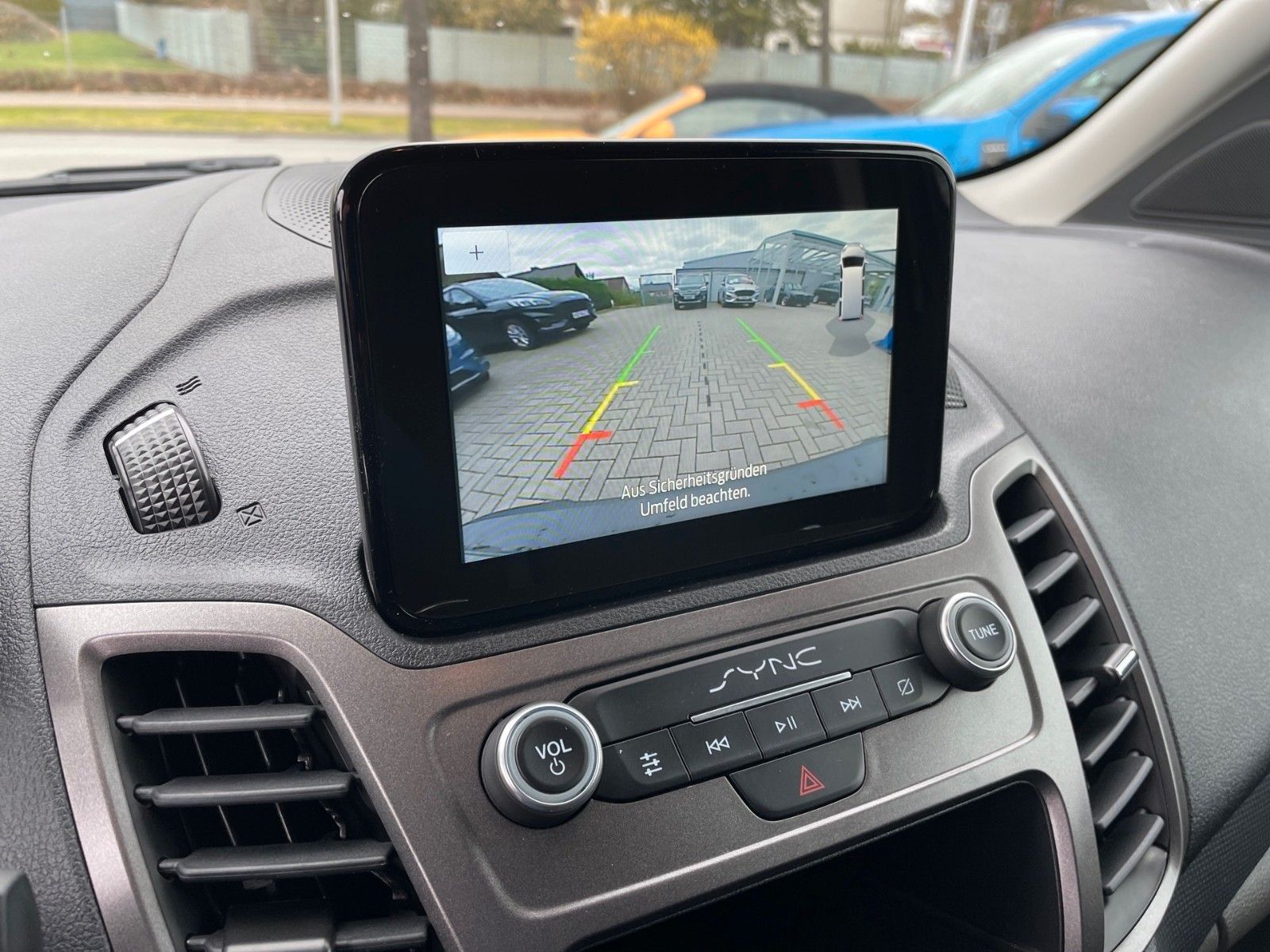 Fahrzeugabbildung Ford Transit Connect L2 Trend Autom.+Navi+Xenon+.