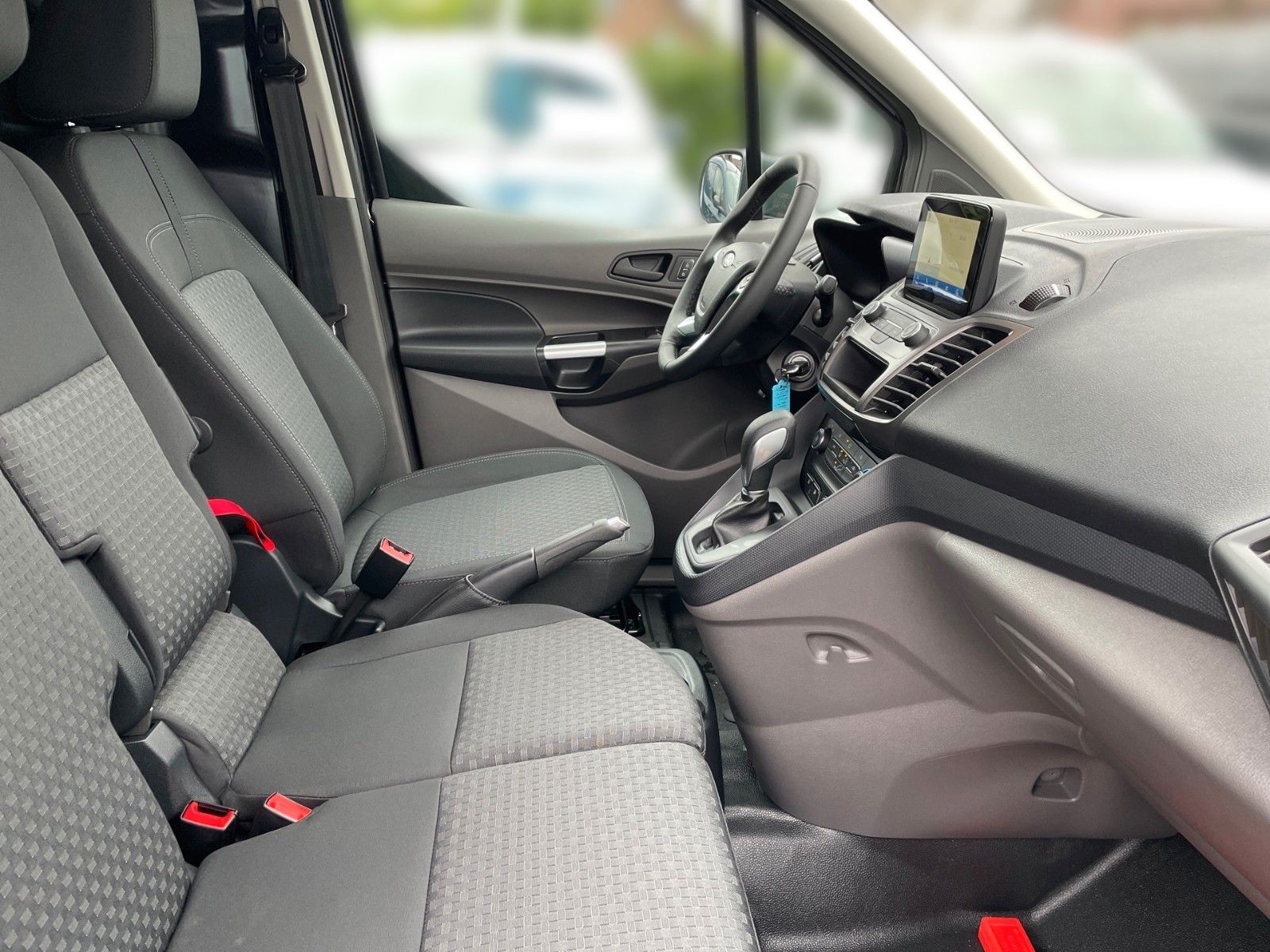 Fahrzeugabbildung Ford Transit Connect L2 Trend Autom.+Navi+Xenon+.