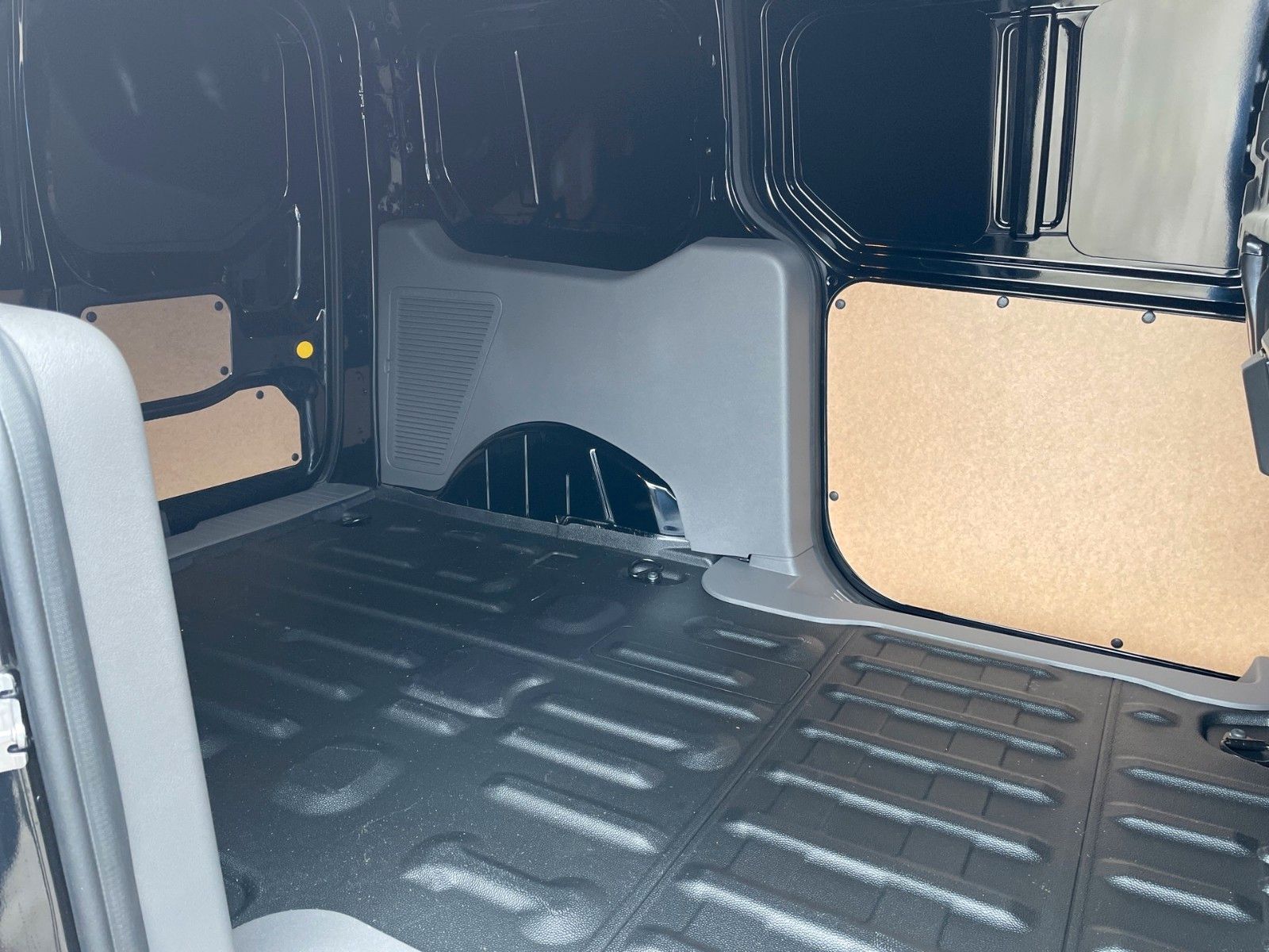 Fahrzeugabbildung Ford Transit Connect L2 Trend Autom.+Navi+Xenon+.