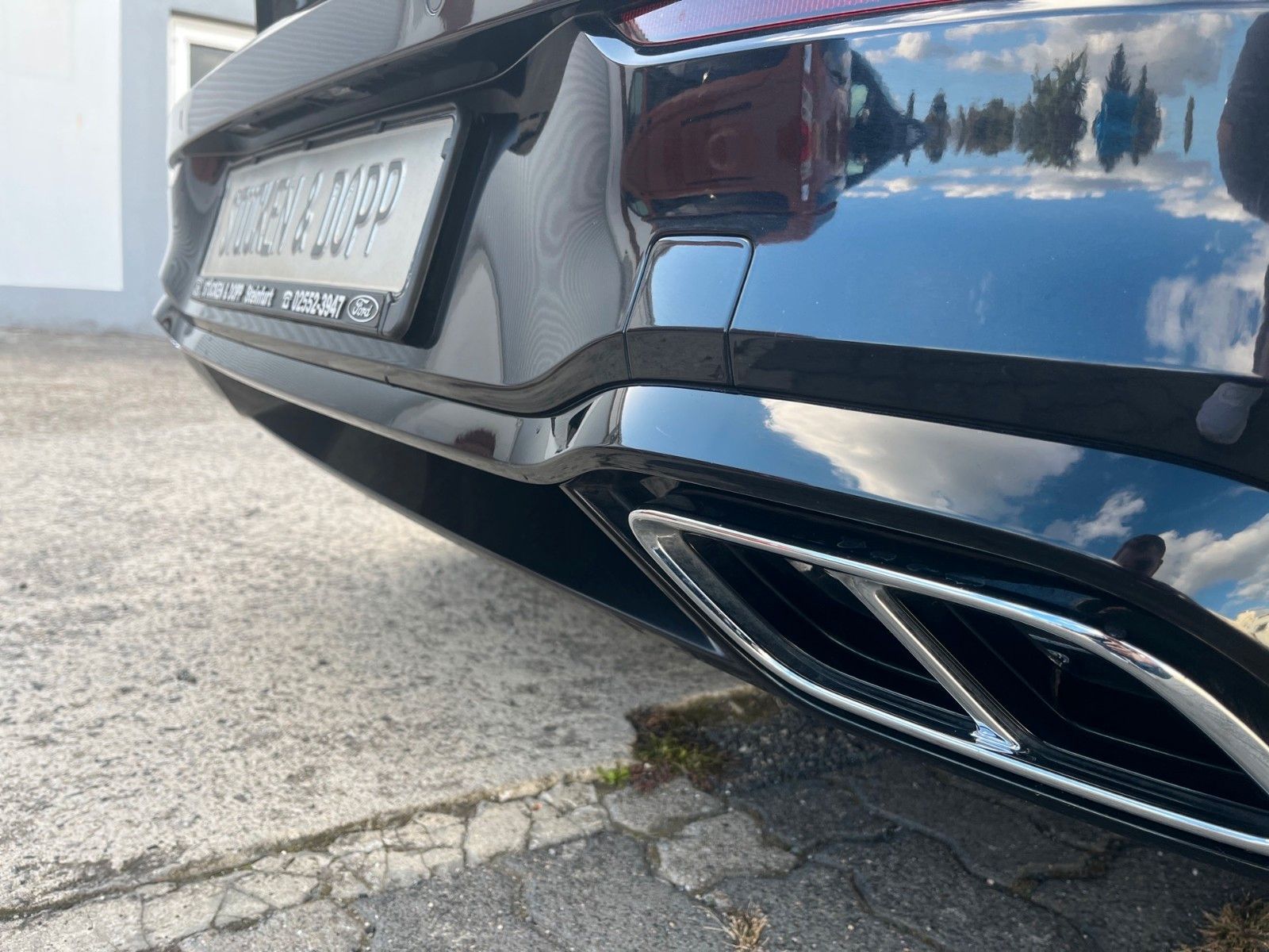 Fahrzeugabbildung Volkswagen Golf VIII Lim. R-Line