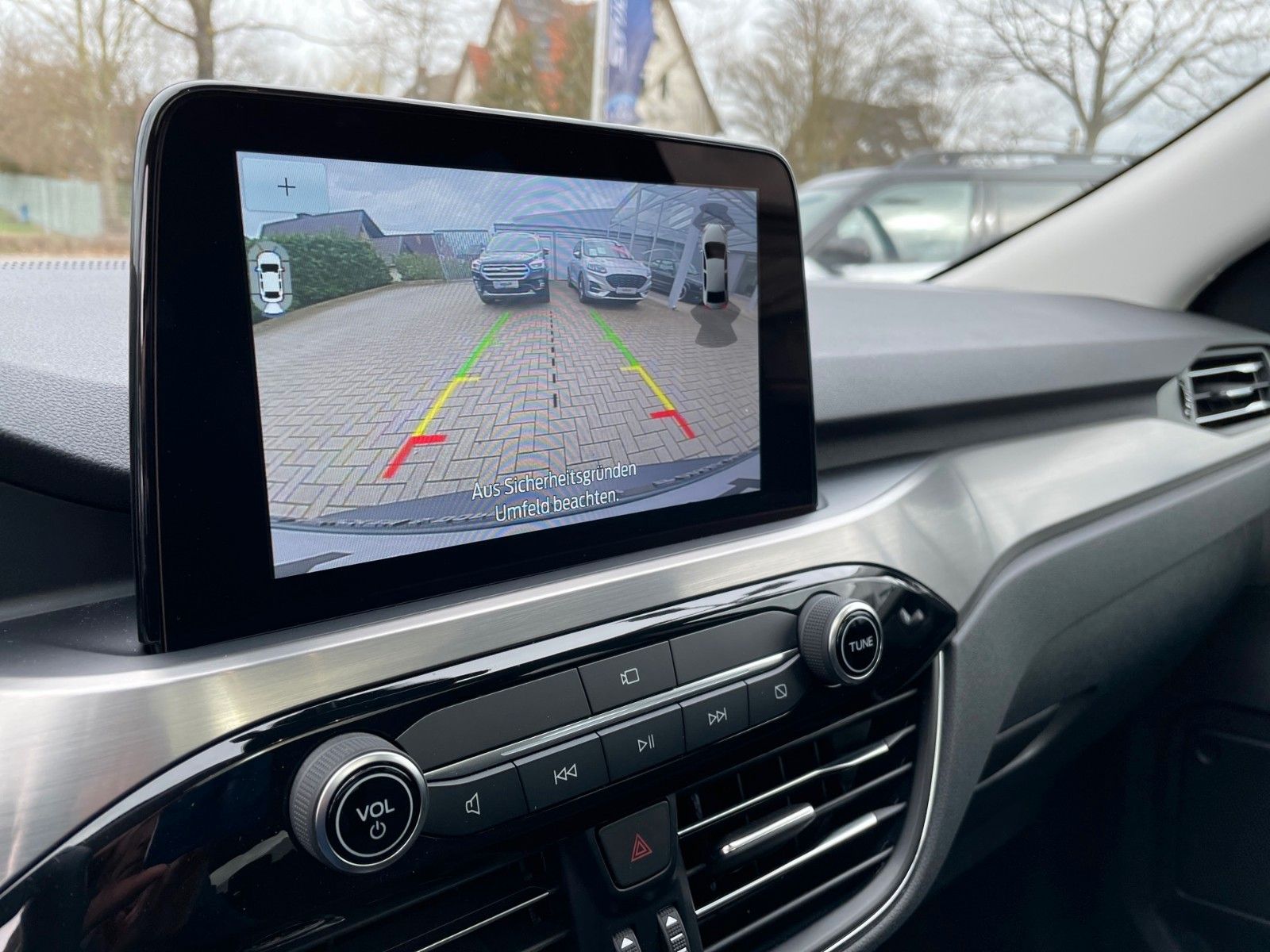 Fahrzeugabbildung Ford Kuga 1.5 EcoBlue Titanium X+B&O+Panorama+LED+...