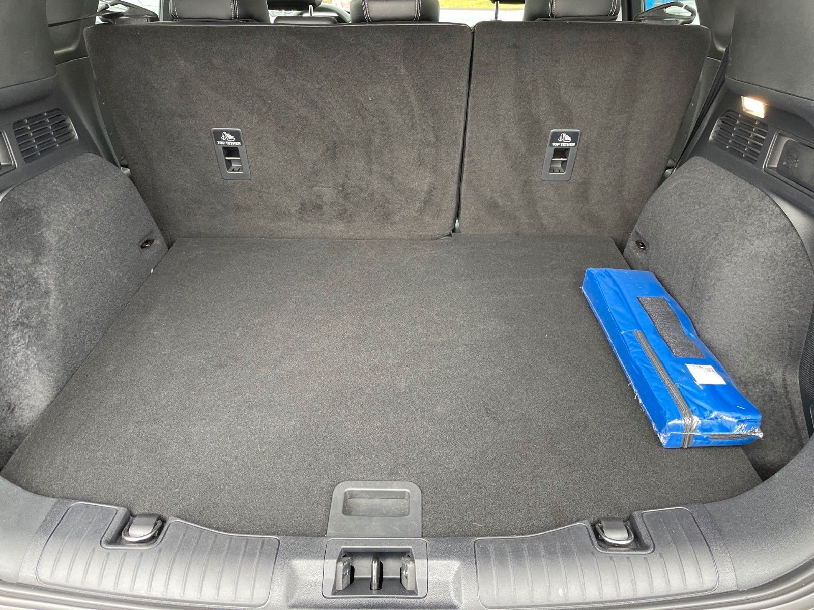 Fahrzeugabbildung Ford Kuga 1.5 EcoBlue Titanium X+B&O+Panorama+LED+...