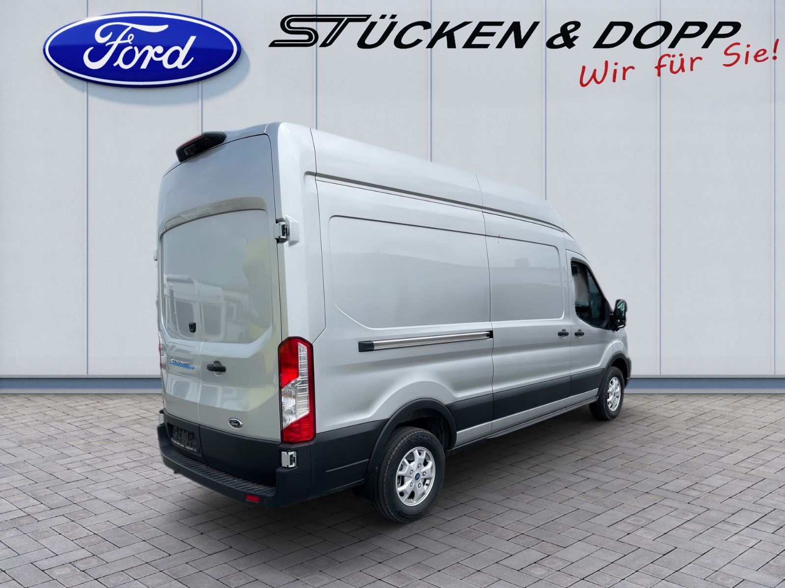 Fahrzeugabbildung Ford E- Transit Kasten 350 L3 H3 Trend Einzelbeifahre