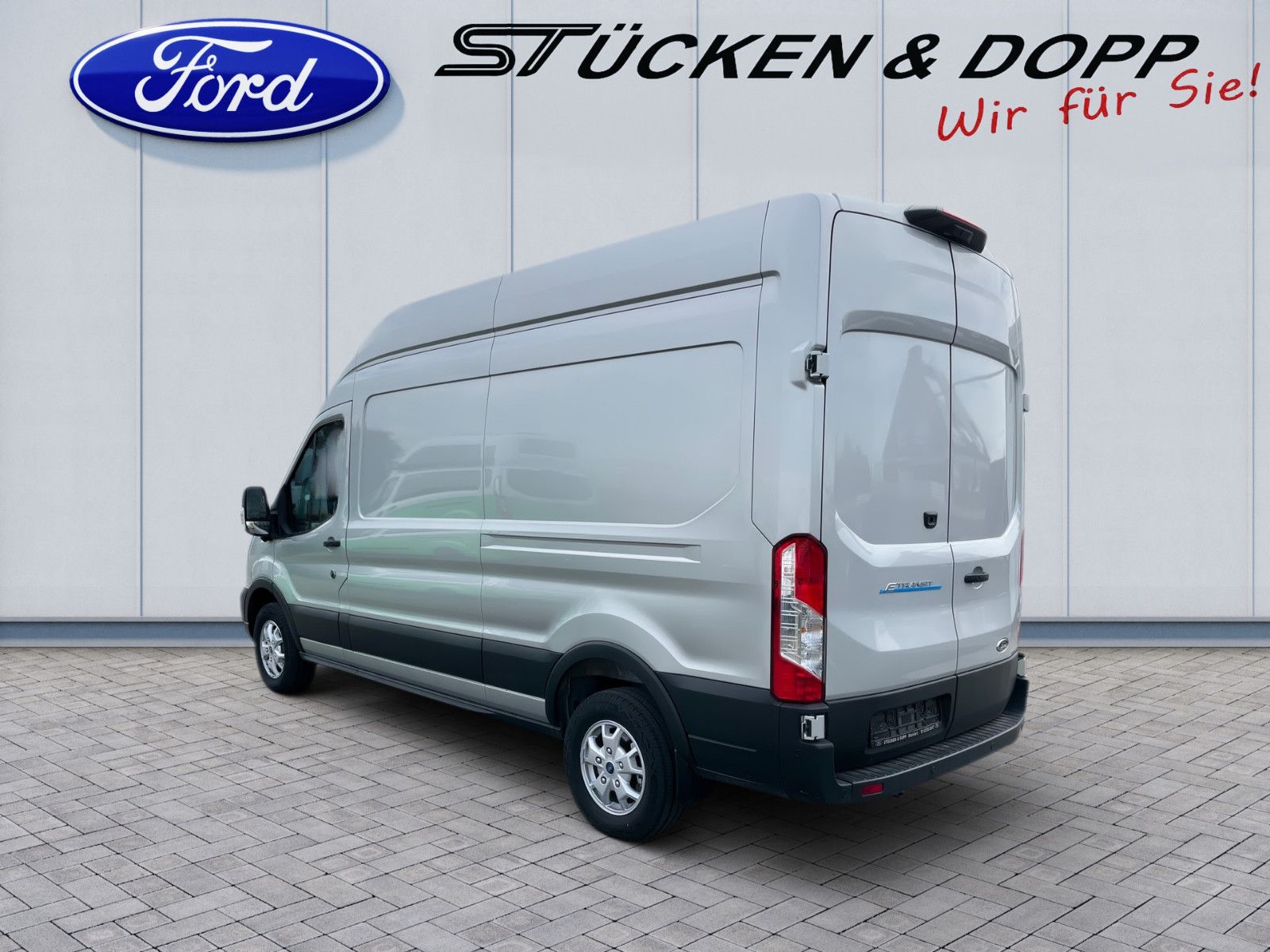 Fahrzeugabbildung Ford E- Transit Kasten 350 L3 H3 Trend Einzelbeifahre