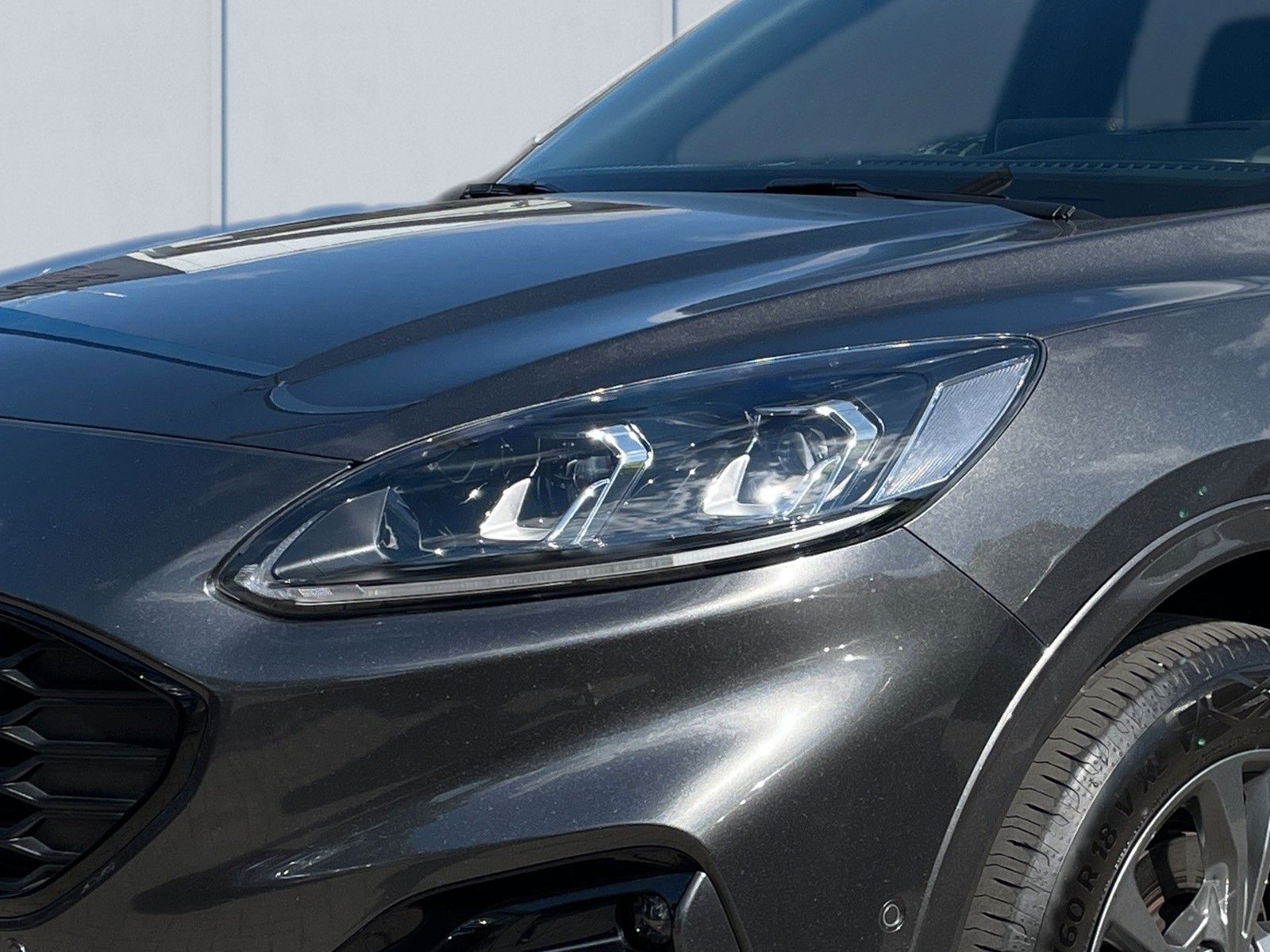 Fahrzeugabbildung Ford Kuga Hybrid ST-Line X+ACC+LED+Kamera+...