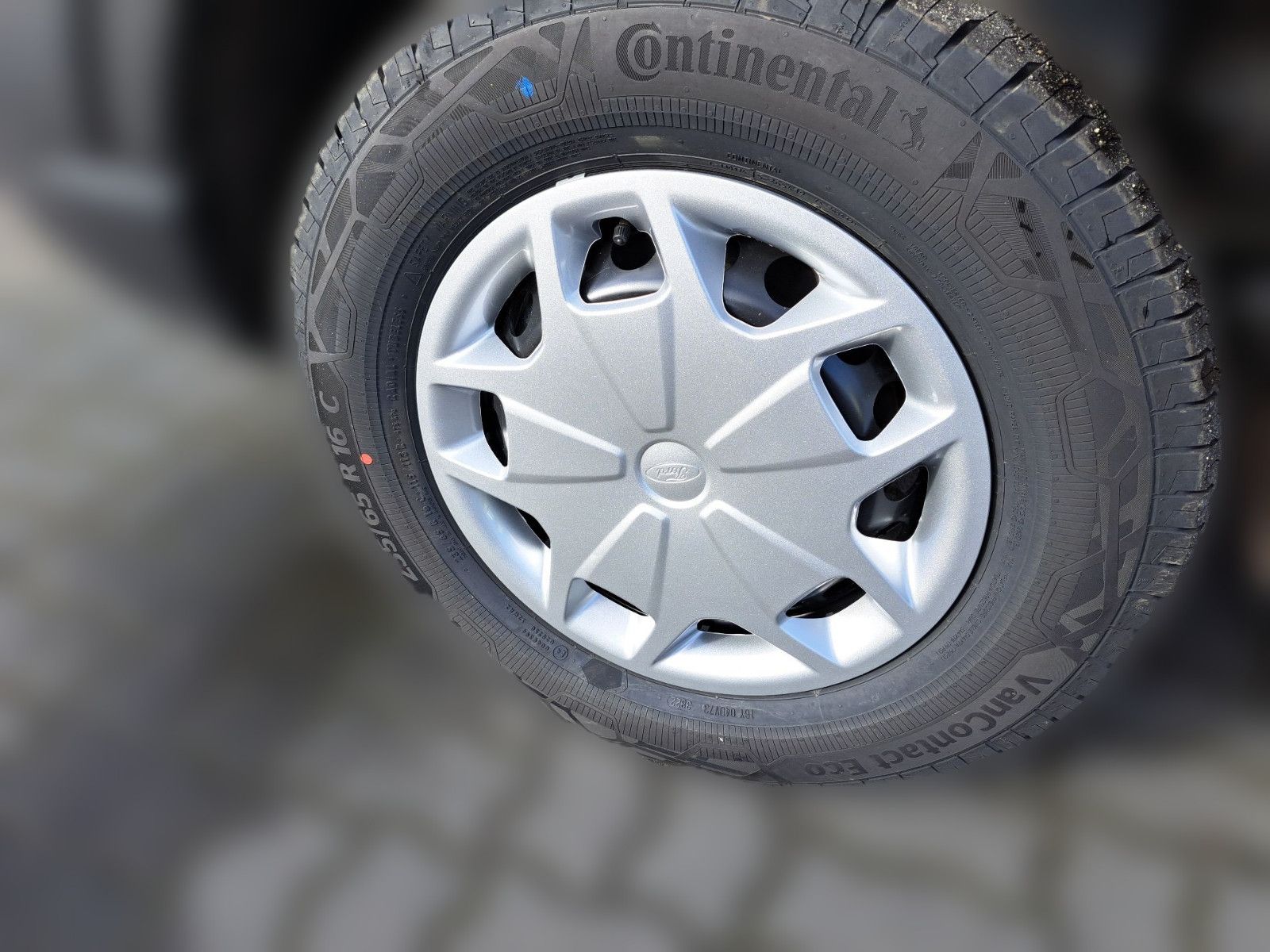 Fahrzeugabbildung Ford Transit Kasten E 350 L3 Trend