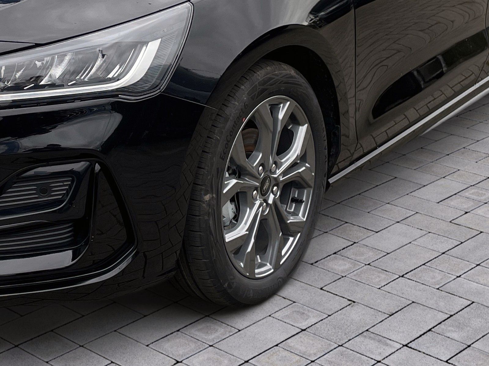 Fahrzeugabbildung Ford Focus Turnier 1.0 EcoBoost Aut. ST-Line Design+.