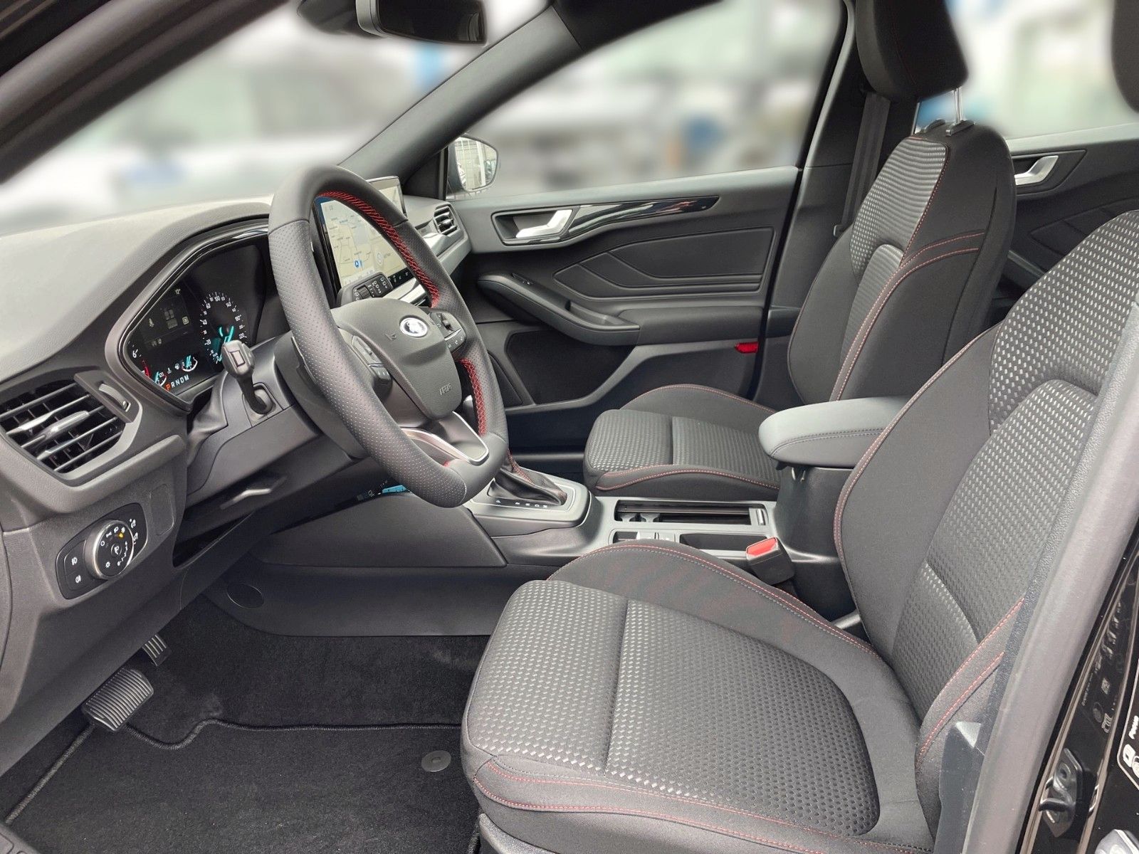 Fahrzeugabbildung Ford Focus Turnier 1.0 EcoBoost Aut. ST-Line Design+.