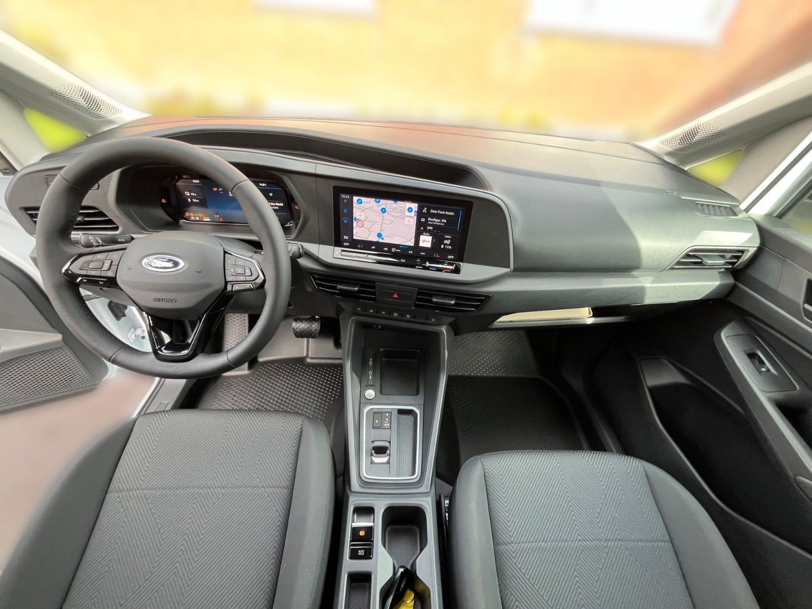 Fahrzeugabbildung Ford Grand Transit Connect 0% Finanzierung