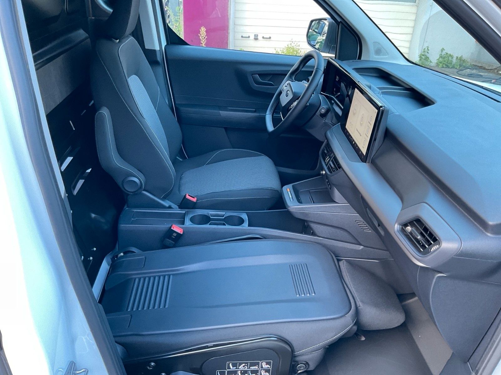 Fahrzeugabbildung Ford Transit Courier BEV Trend 0% Finanzierung